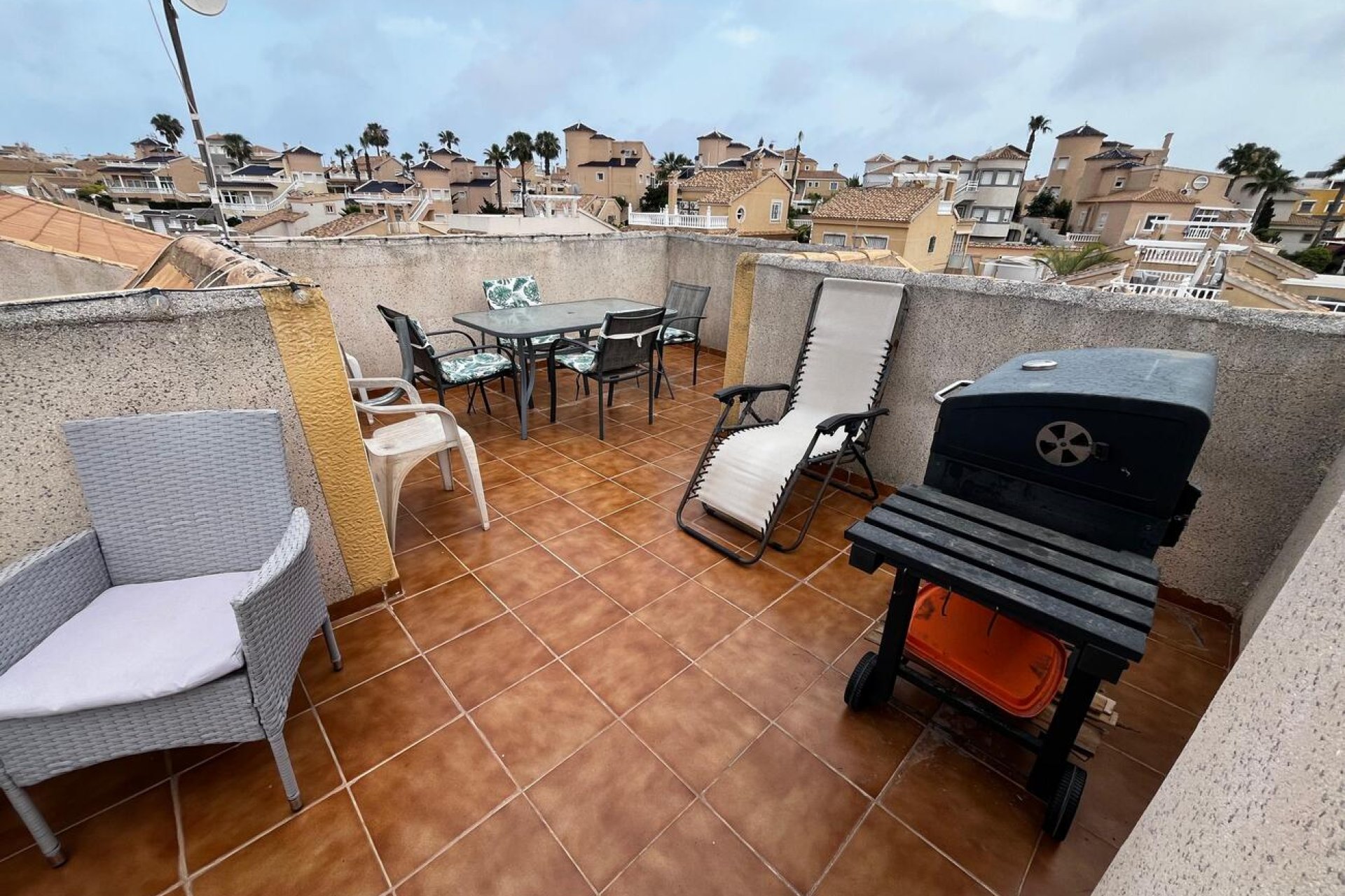 Wiederverkauf - Town House Penthouse -
Torrevieja - La Florida
