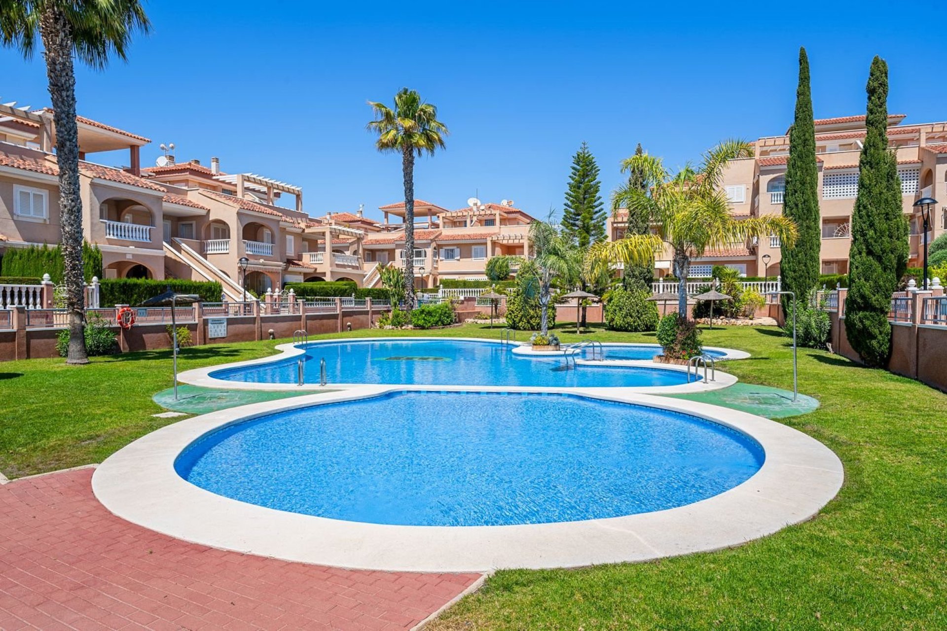 Wiederverkauf - Town House -
Playa Flamenca - Costa Blanca