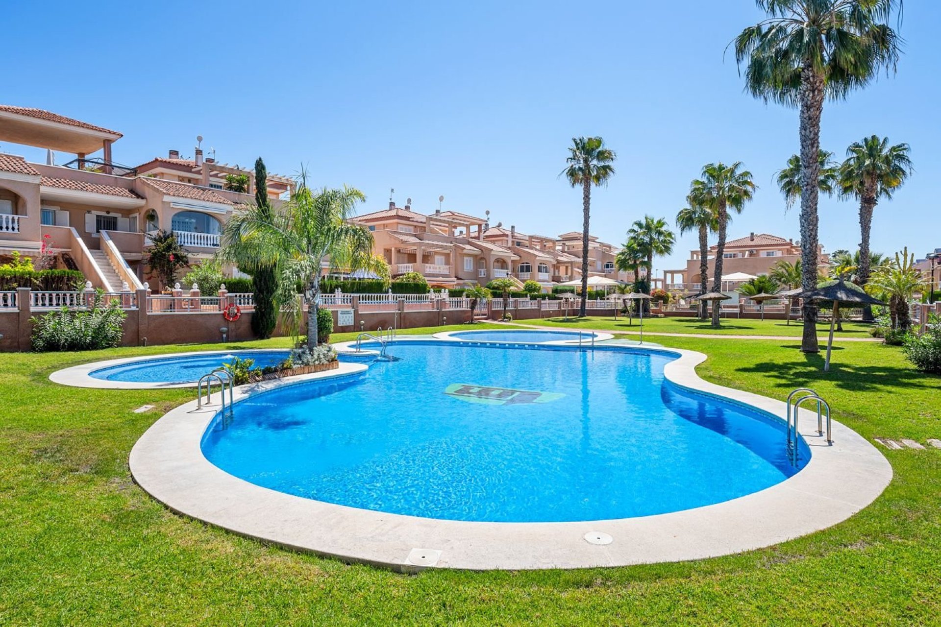 Wiederverkauf - Town House -
Playa Flamenca - Costa Blanca