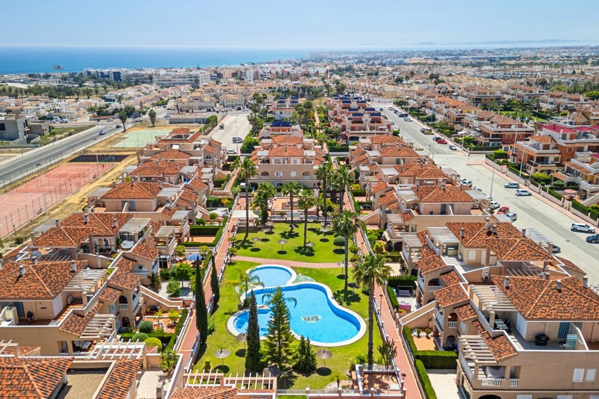 Wiederverkauf - Town House -
Playa Flamenca - Costa Blanca