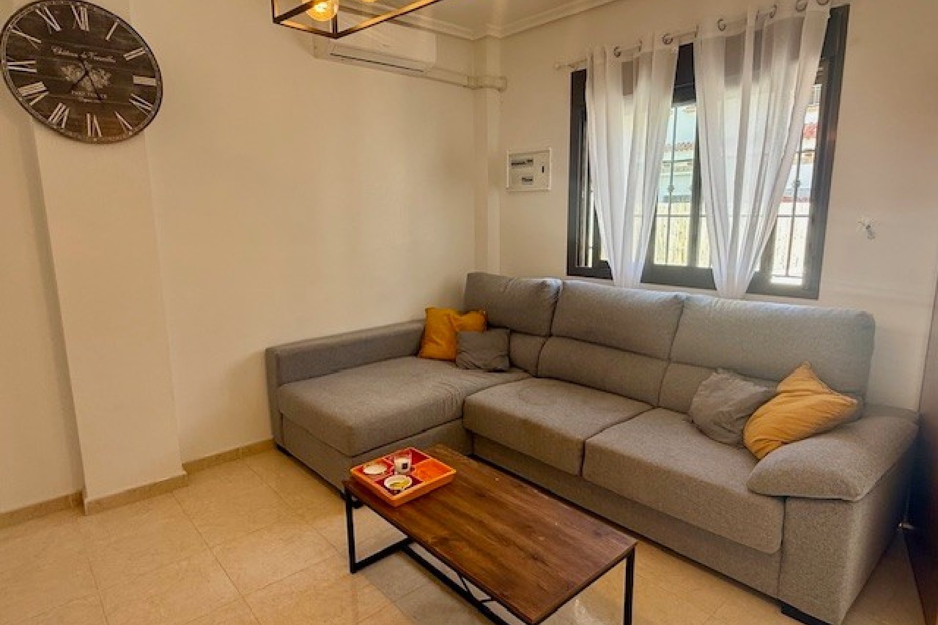 Wiederverkauf - Town House -
San Miguel de Salinas - Inland