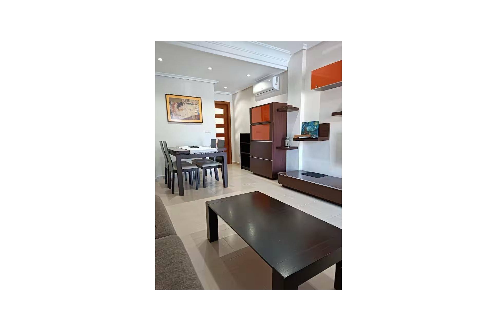 Wiederverkauf - Town House -
Torrevieja - Aguas Nuevas