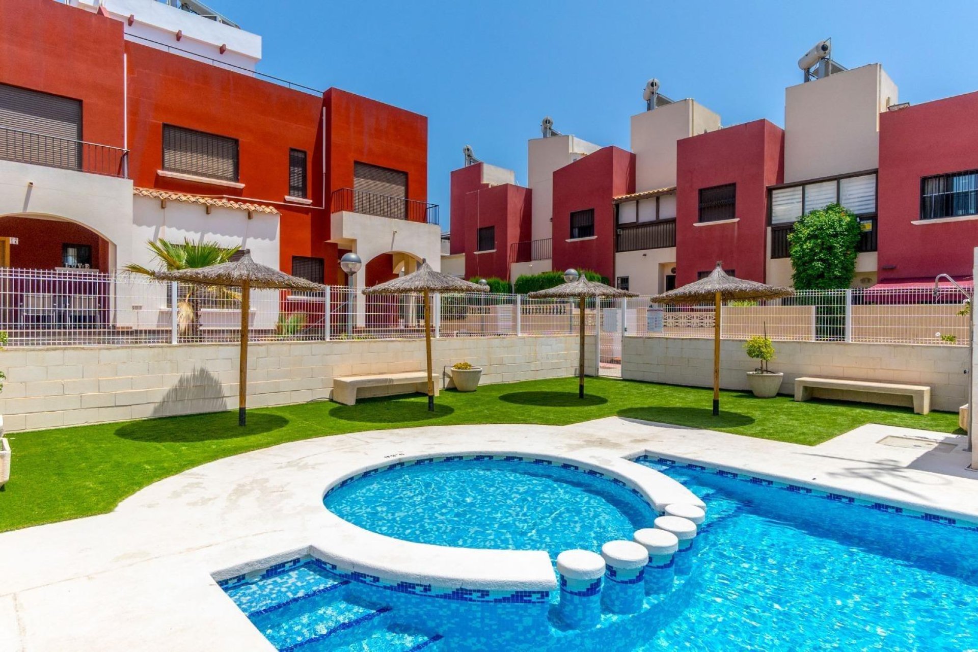 Wiederverkauf - Town House -
Torrevieja - Aguas Nuevas