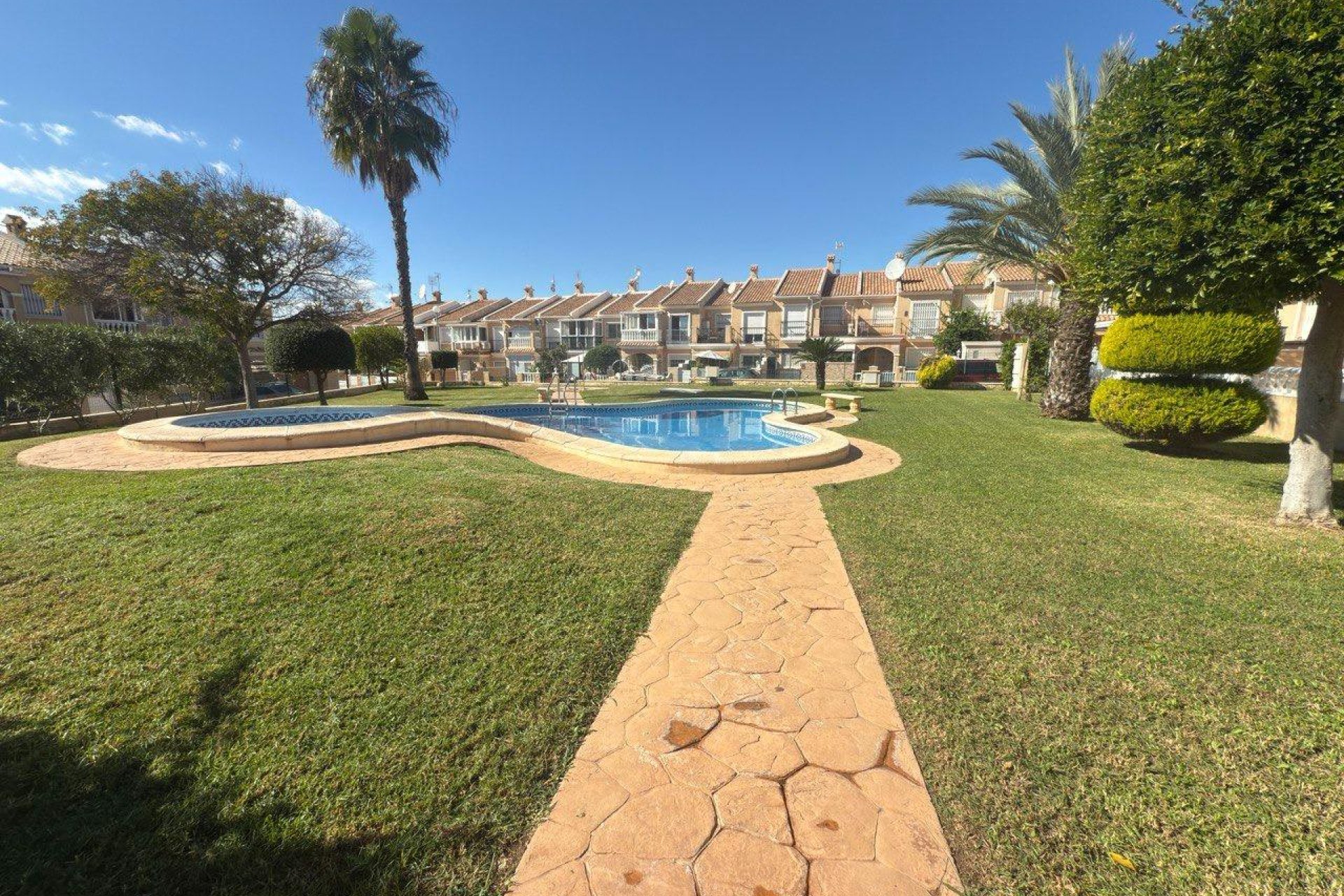 Wiederverkauf - Town House -
Torrevieja - Aguas Nuevas