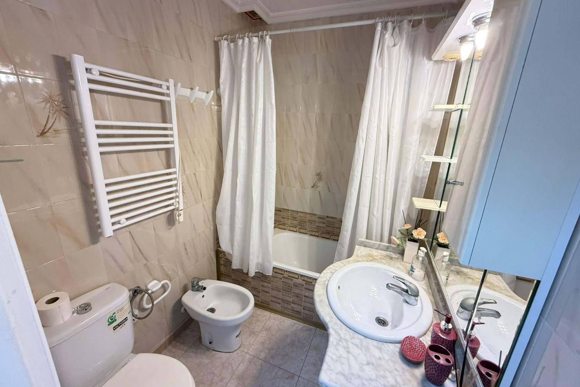 Wiederverkauf - Town House -
Torrevieja - Calas Blanca