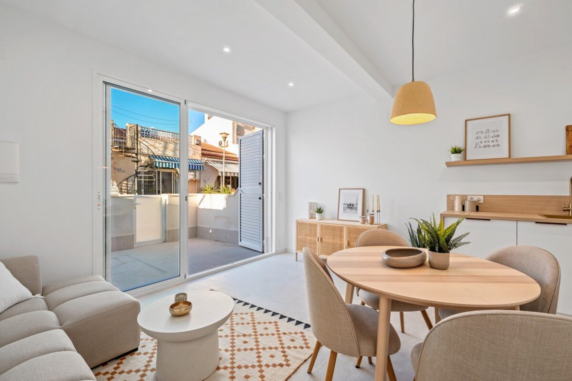 Wiederverkauf - Town House -
Torrevieja - Costa Blanca