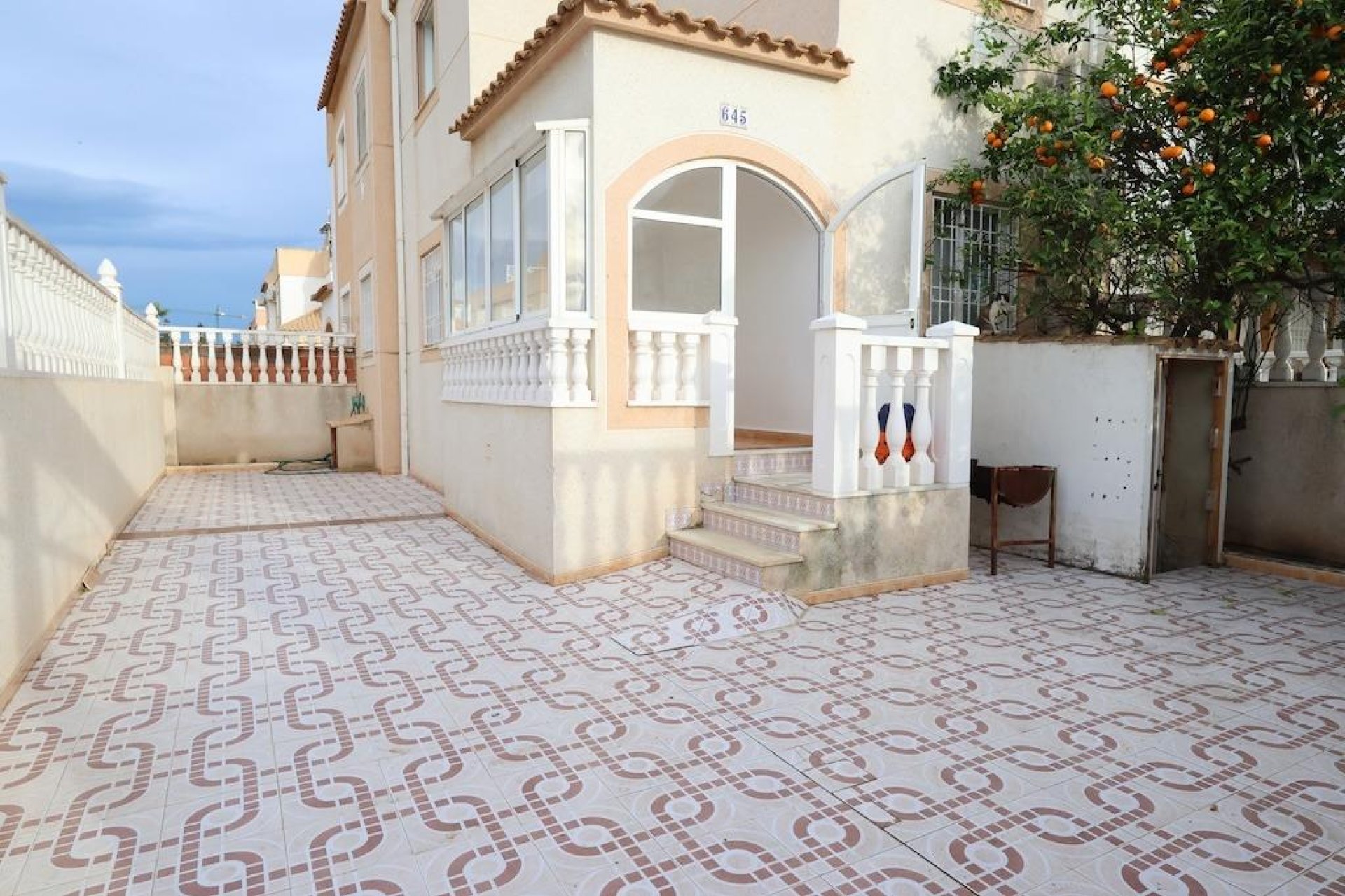 Wiederverkauf - Town House -
Torrevieja - Costa Blanca
