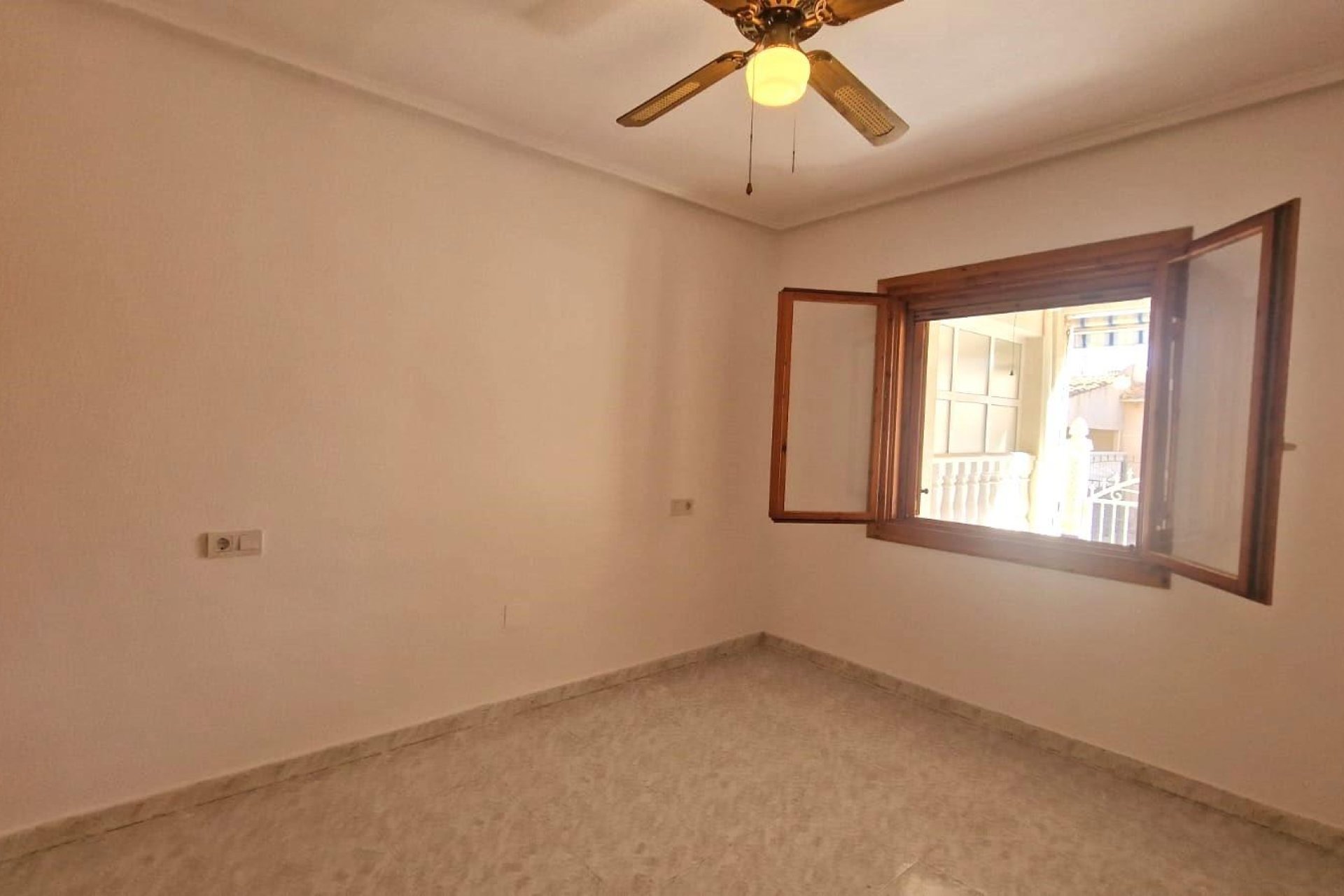 Wiederverkauf - Town House -
Torrevieja - Los Altos