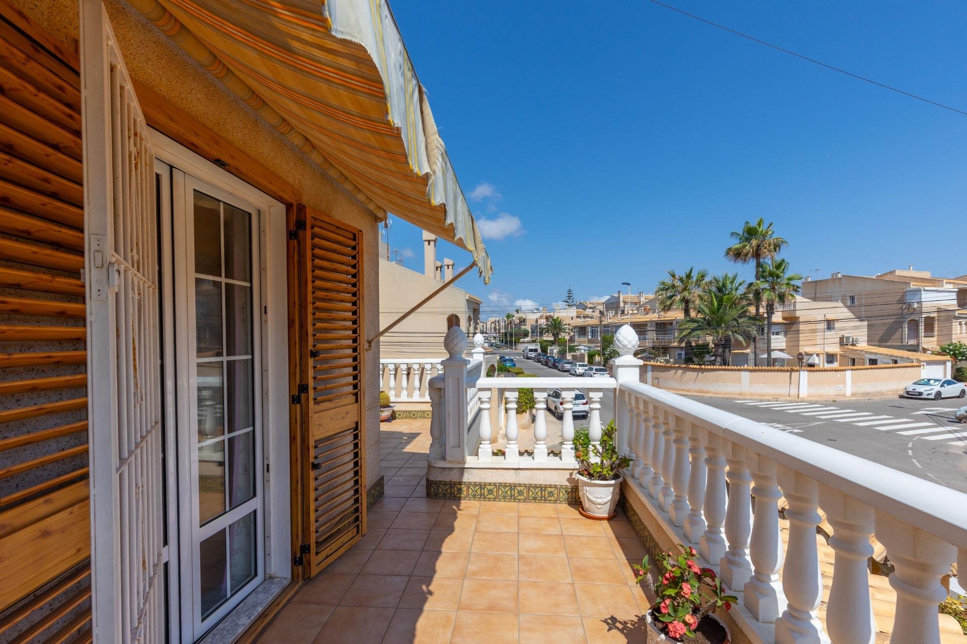 Wiederverkauf - Town House -
Torrevieja - Los Frutales