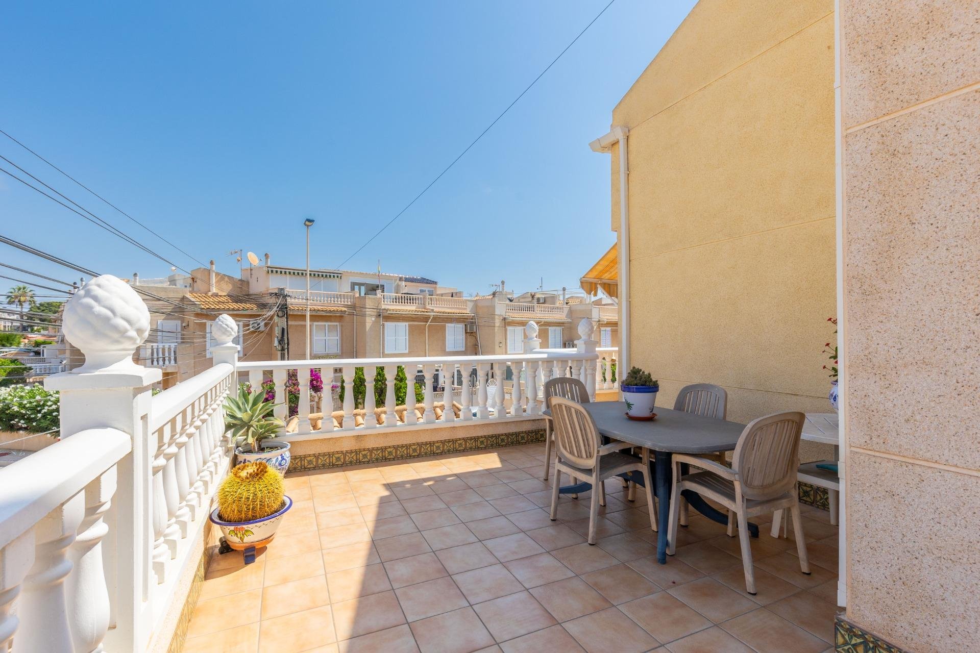 Wiederverkauf - Town House -
Torrevieja - Los Frutales
