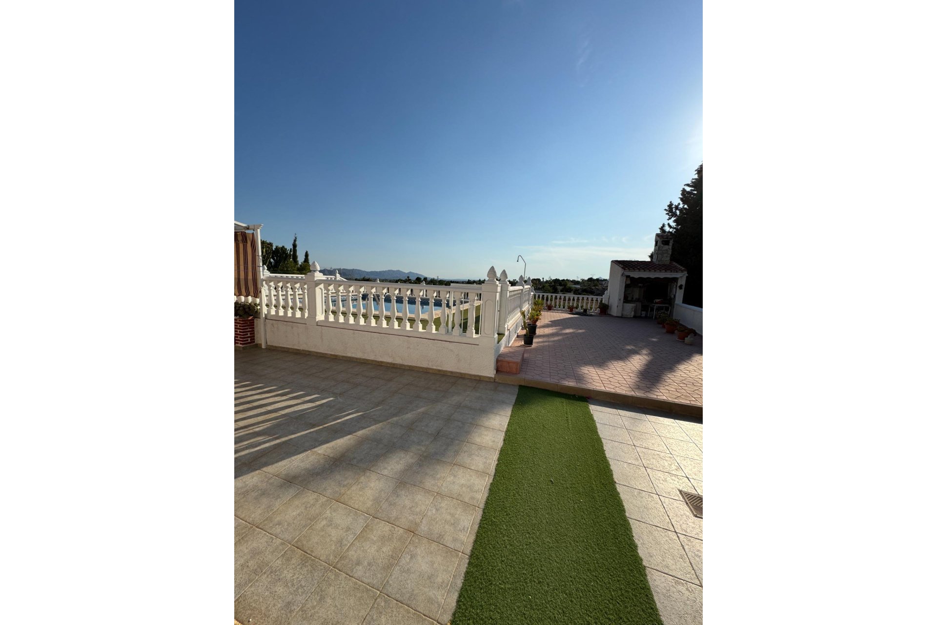 Wiederverkauf - Villa -
Albatera - Partida Lomas