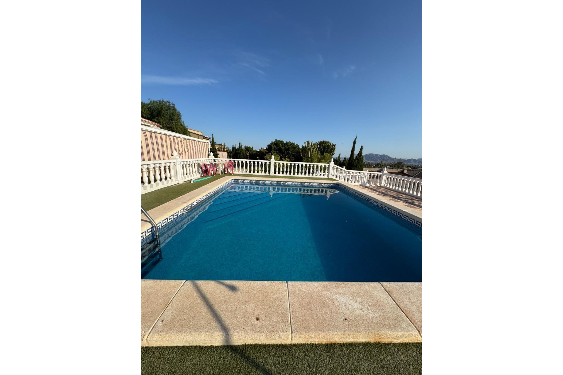 Wiederverkauf - Villa -
Albatera - Partida Lomas
