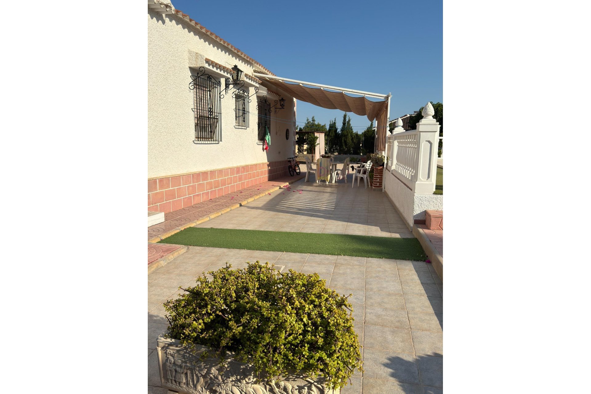 Wiederverkauf - Villa -
Albatera - Partida Lomas
