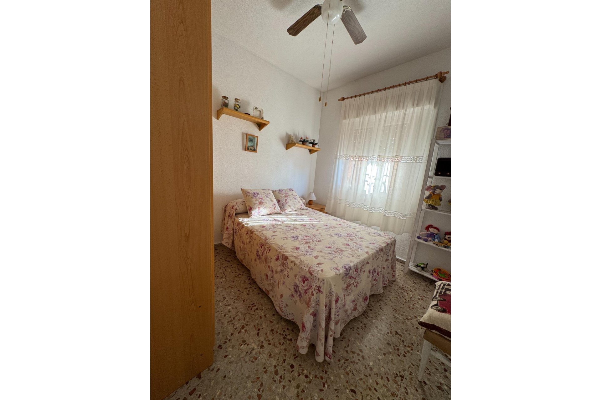 Wiederverkauf - Villa -
Albatera - Partida Lomas