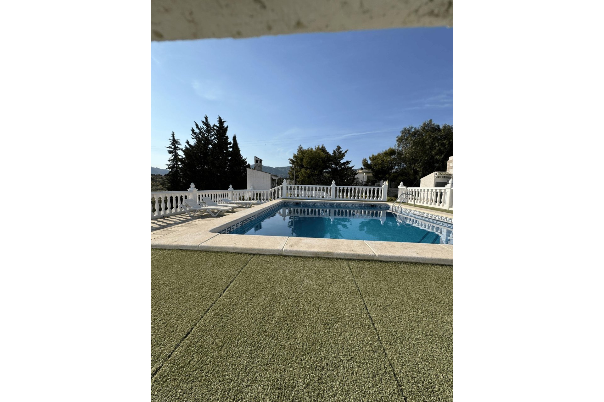 Wiederverkauf - Villa -
Albatera - Partida Lomas