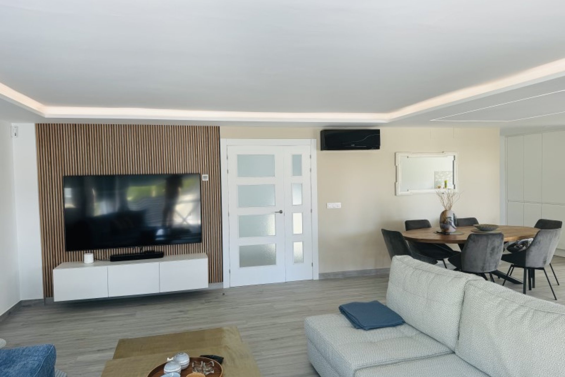 Wiederverkauf - Villa -
Alfas del Pí - Costa Blanca