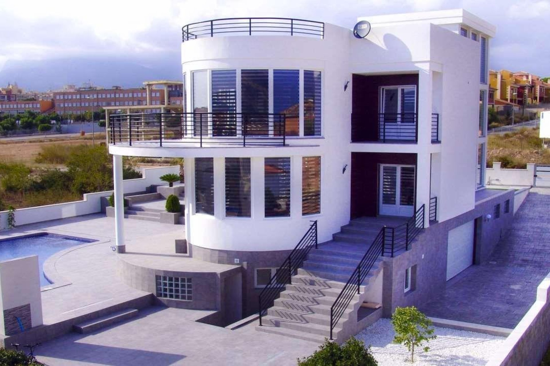 Wiederverkauf - Villa -
Alfas del Pí - Costa Blanca