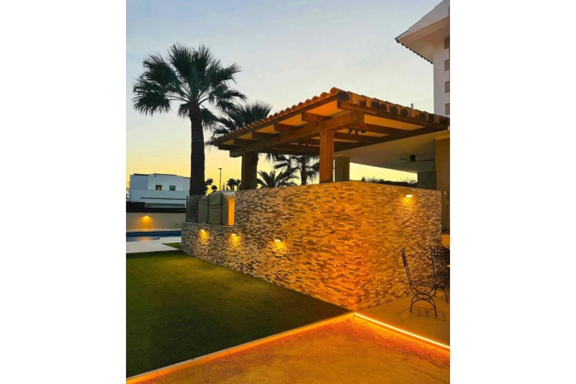 Wiederverkauf - Villa -
Alfas del Pí - Costa Blanca