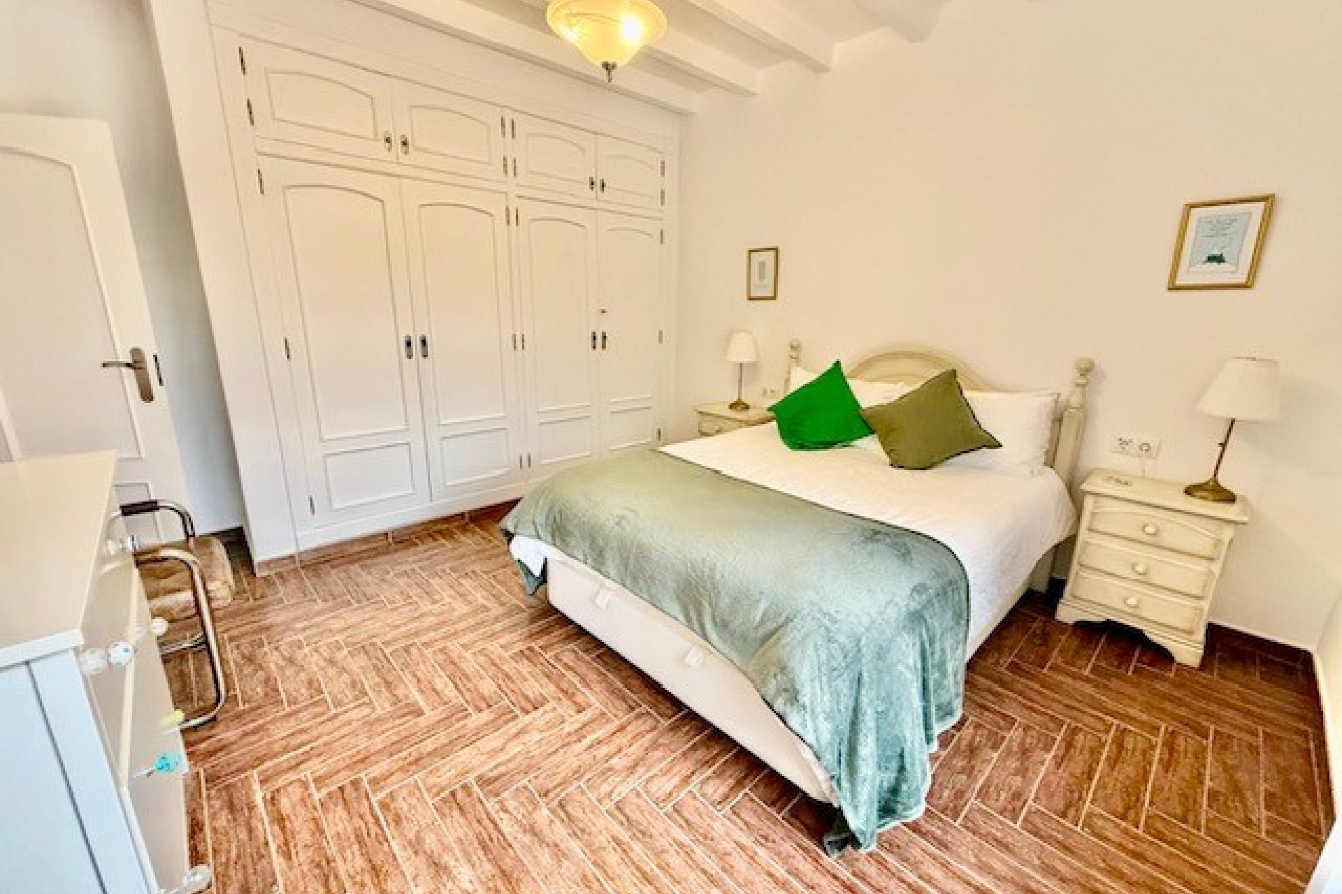 Wiederverkauf - Villa -
Avileses - Inland