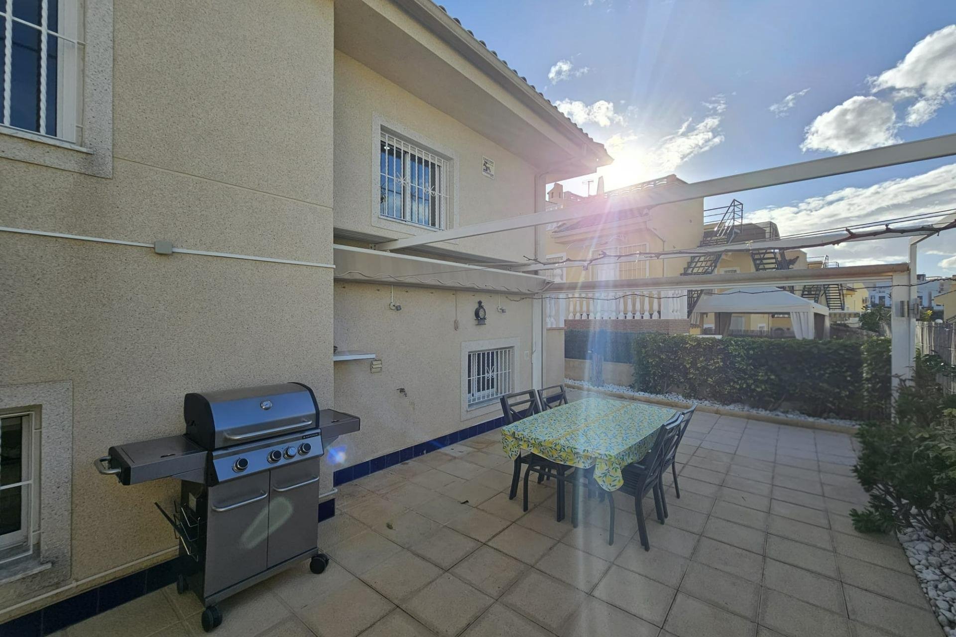 Wiederverkauf - Villa -
Benijofar - Benimar 3