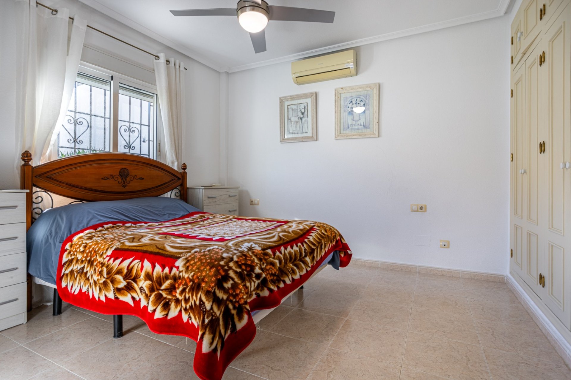 Wiederverkauf - Villa -
Bigastro - Inland