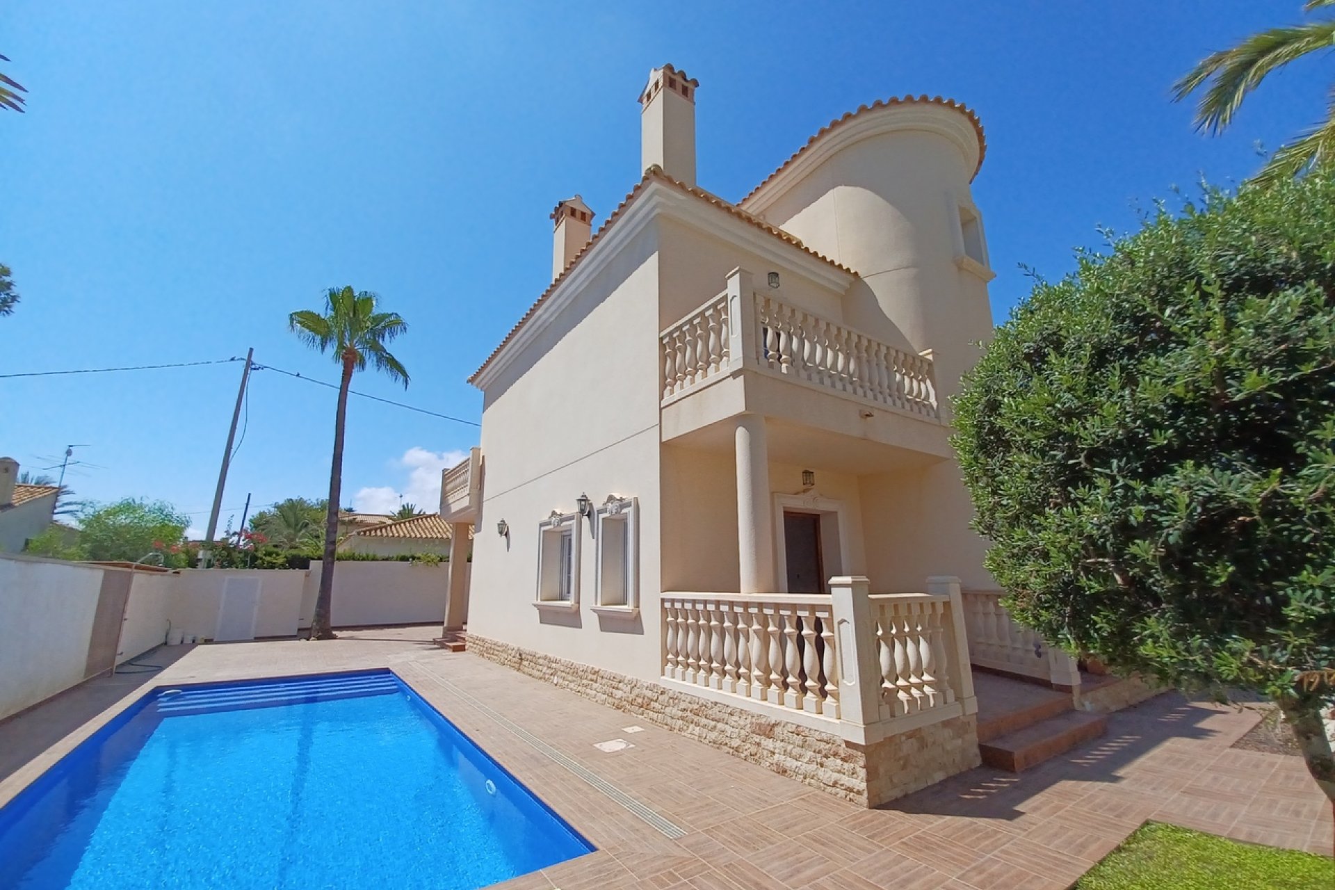 Wiederverkauf - Villa -
Cabo Roig - Costa Blanca