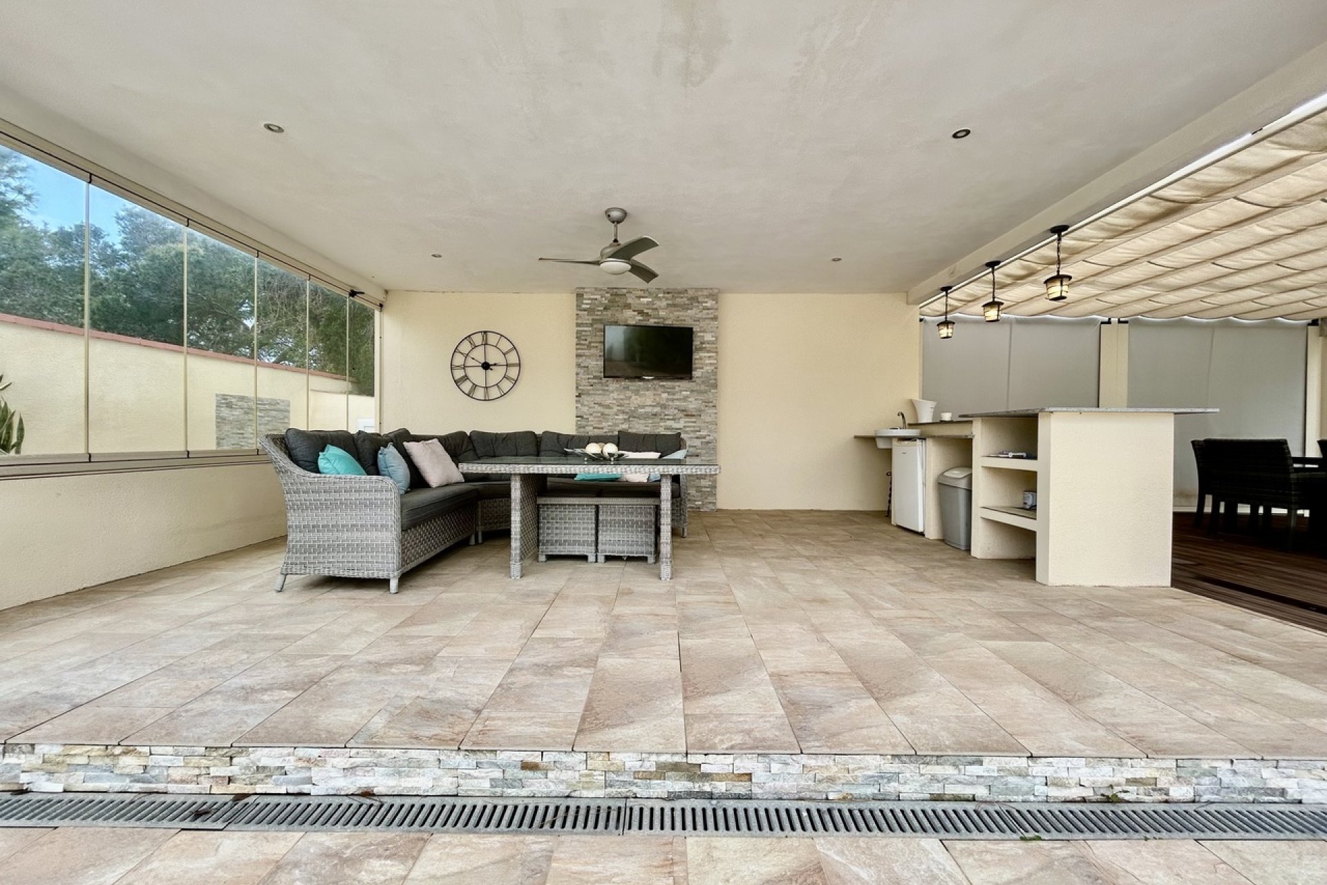 Wiederverkauf - Villa -
Cabo Roig - Costa Blanca