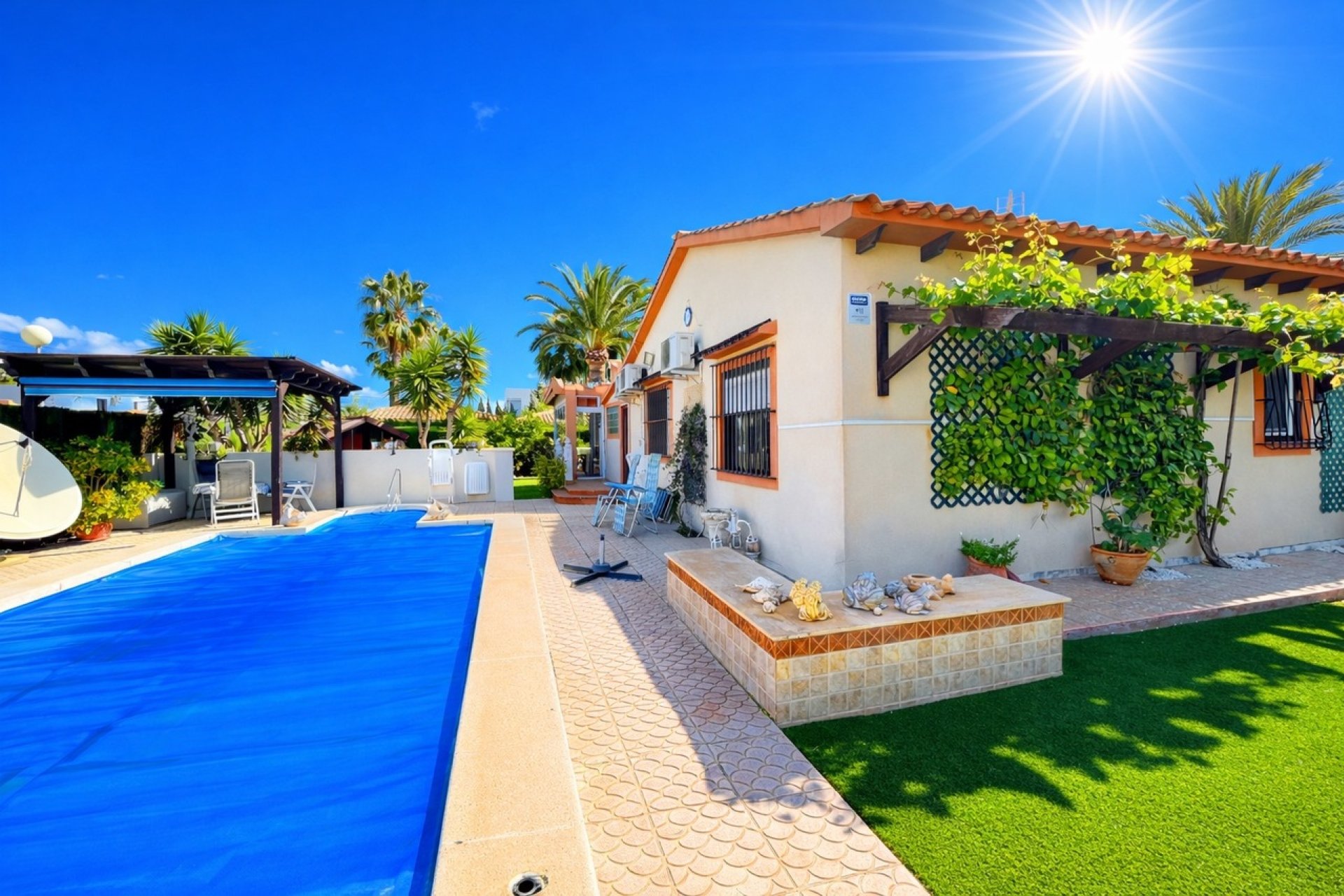 Wiederverkauf - Villa -
Cabo Roig - Costa Blanca