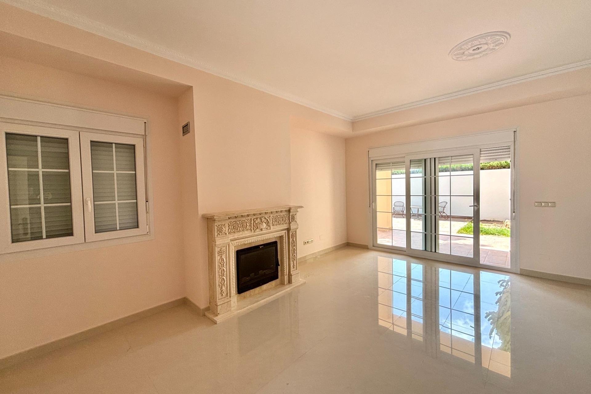 Wiederverkauf - Villa -
Cabo Roig - Costa Blanca