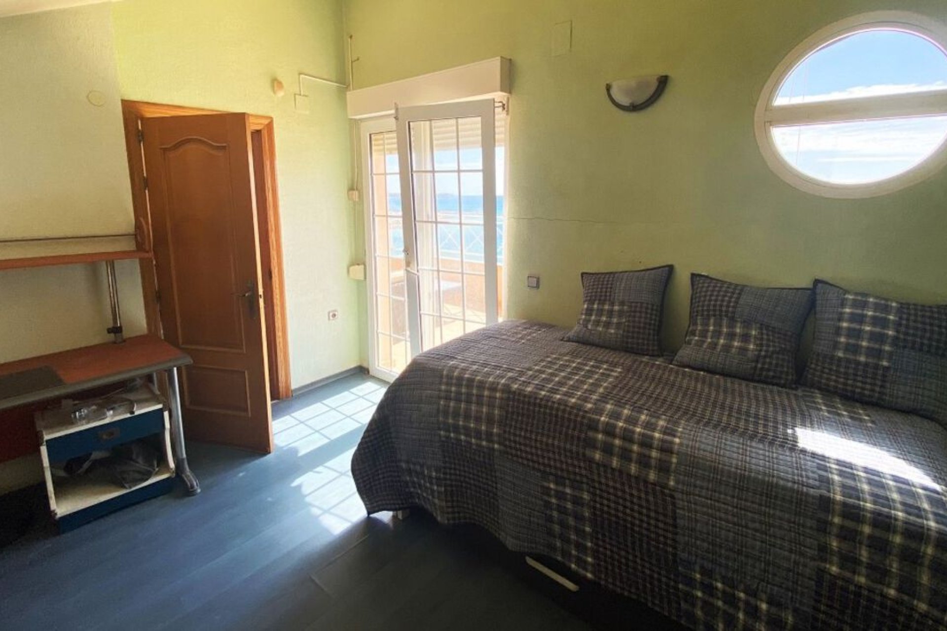 Wiederverkauf - Villa -
Campoamor - Costa Blanca