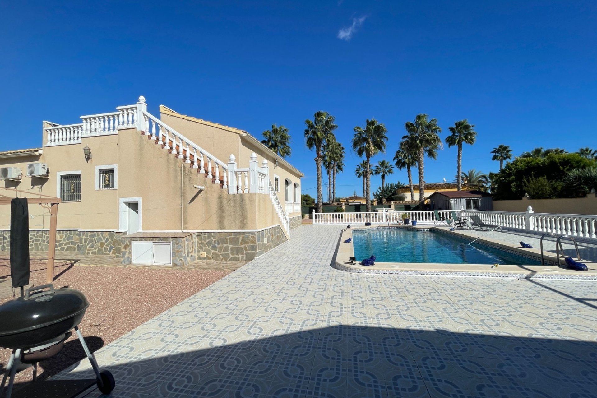 Wiederverkauf - Villa -
Catral - Costa Blanca