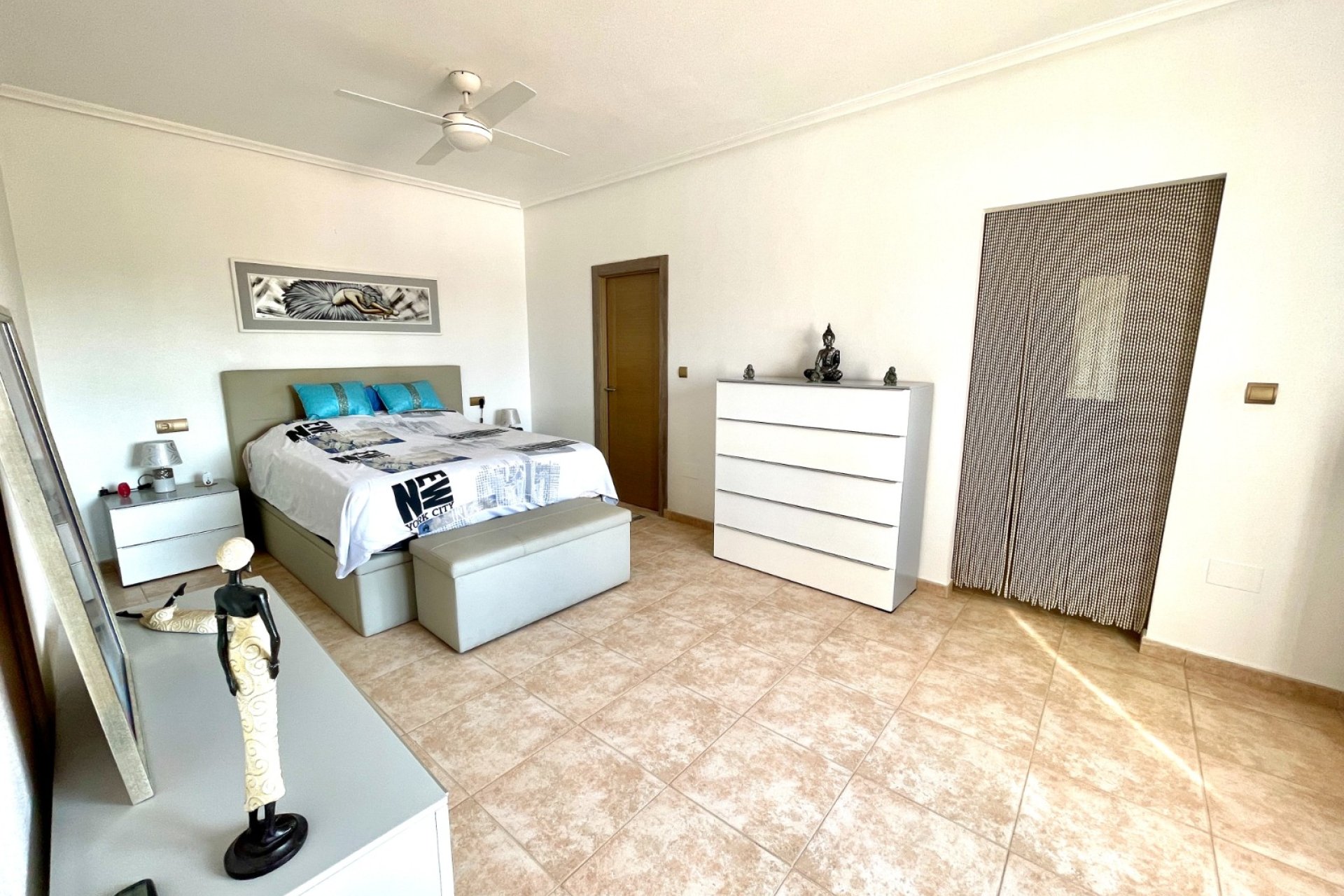 Wiederverkauf - Villa -
Catral - Costa Blanca