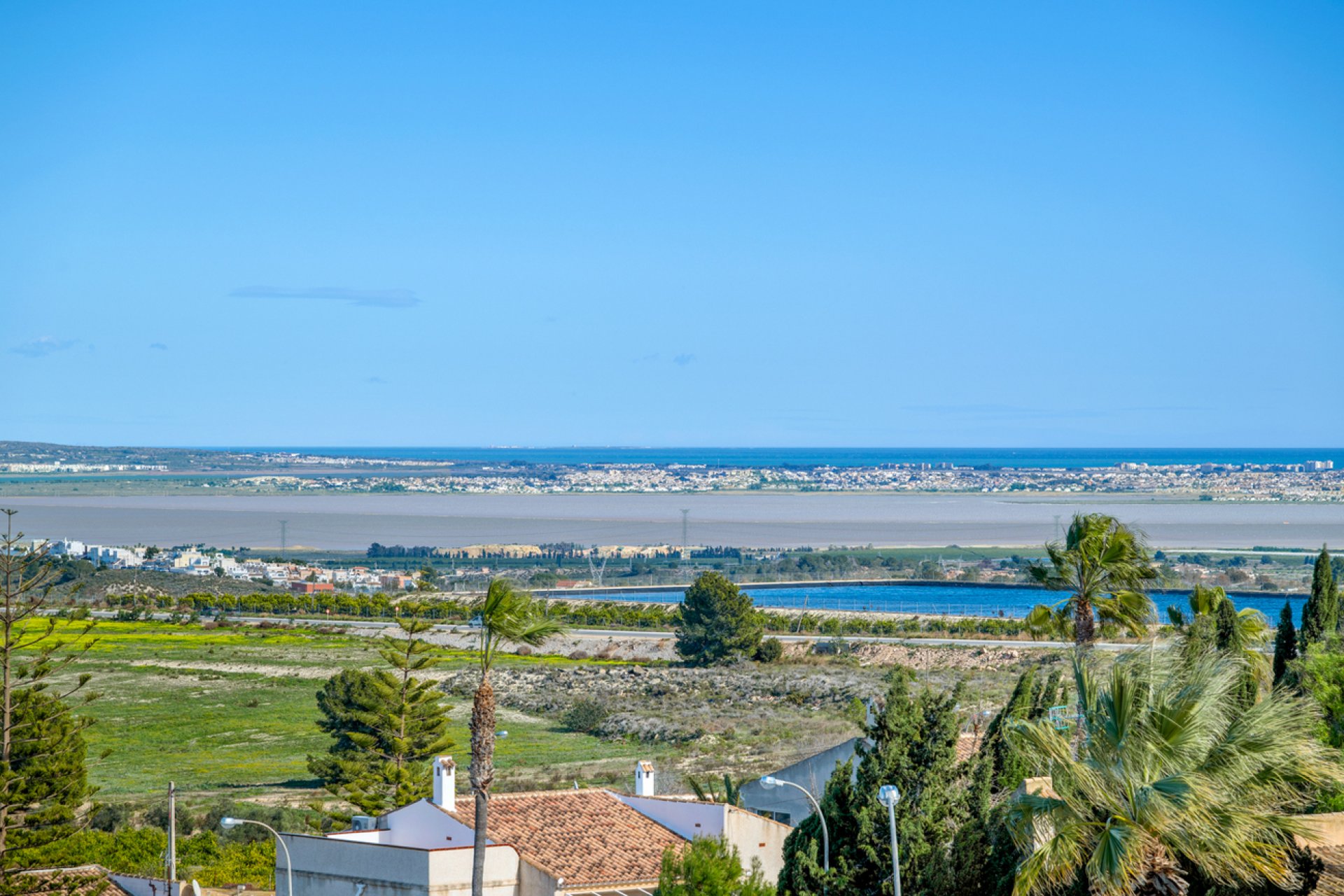 Wiederverkauf - Villa -
Ciudad De Las Comunicaciones - Costa Blanca