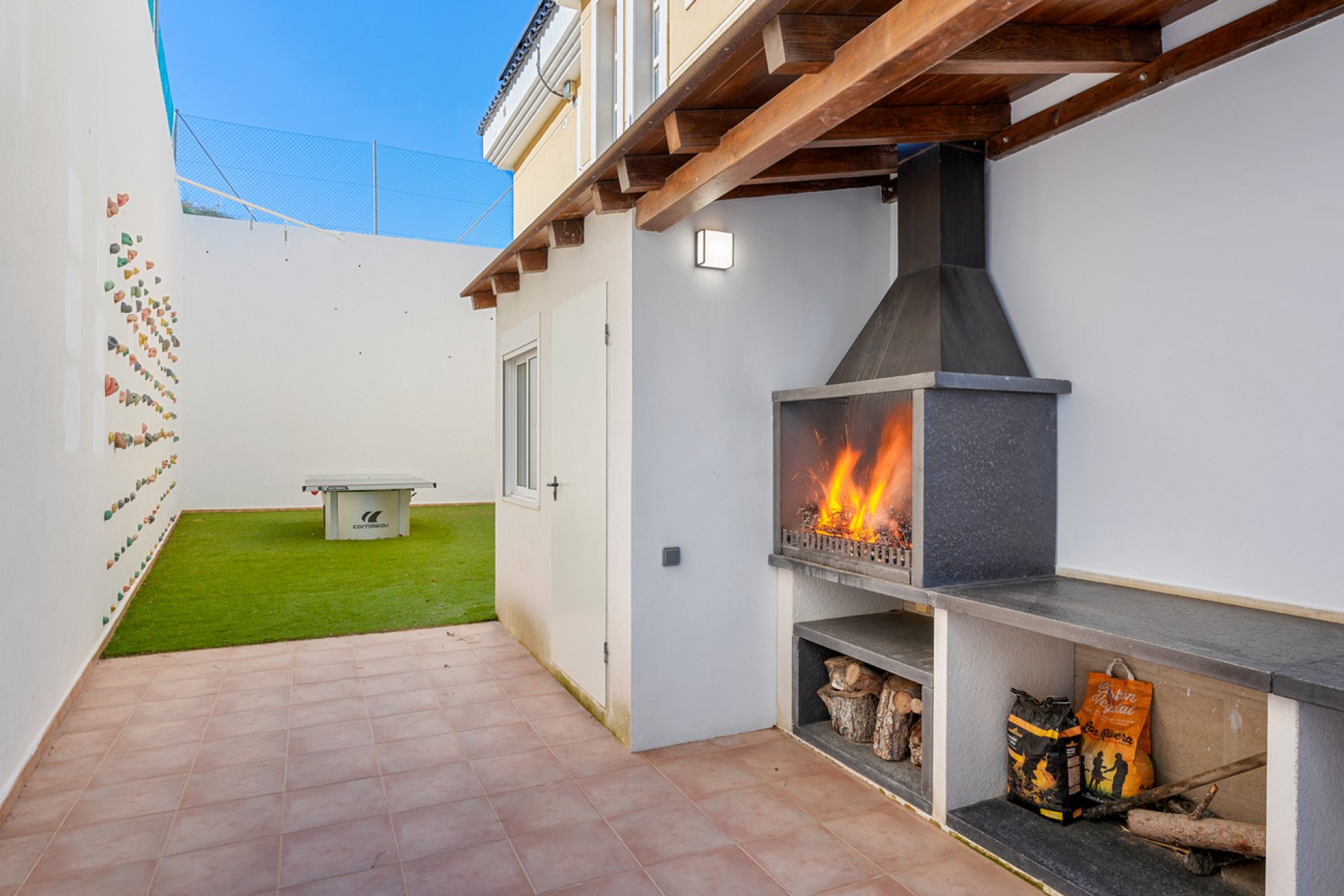 Wiederverkauf - Villa -
Ciudad De Las Comunicaciones - Costa Blanca