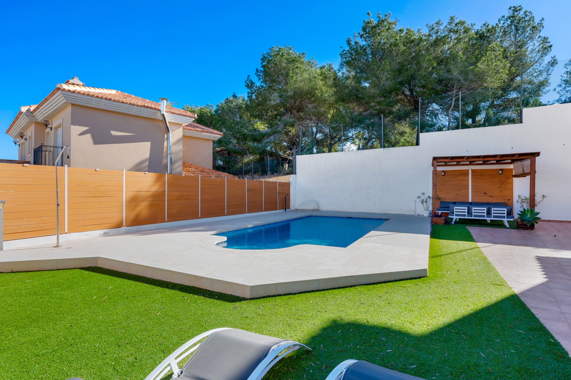Wiederverkauf - Villa -
Ciudad De Las Comunicaciones - Costa Blanca