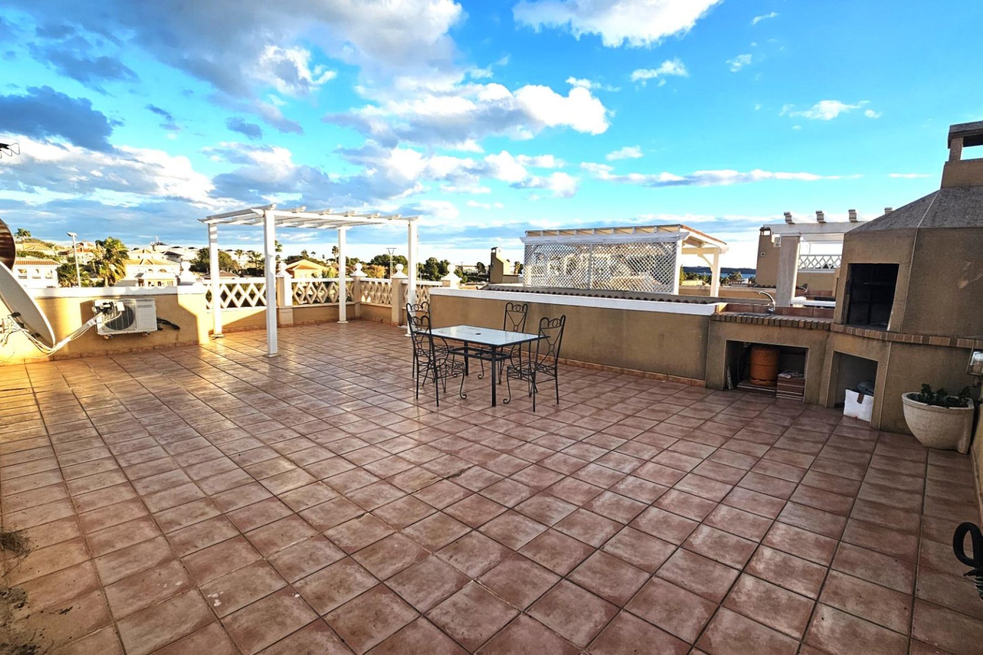 Wiederverkauf - Villa -
Ciudad Quesada - Costa Blanca Sur