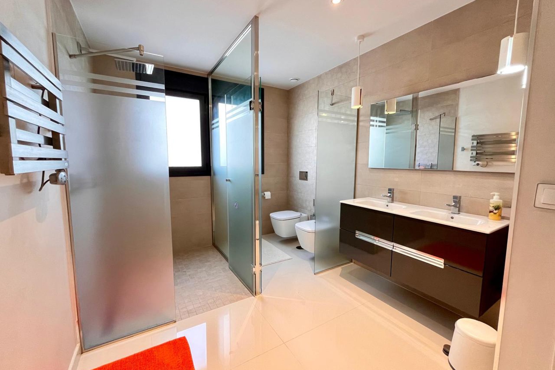 Wiederverkauf - Villa -
Dehesa de Campoamor - Costa Blanca