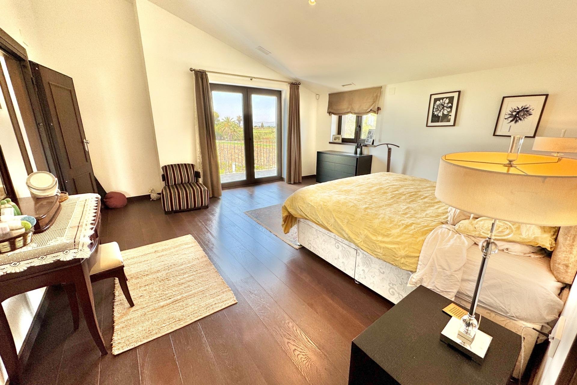 Wiederverkauf - Villa -
Dolores - Comunidad Valenciana