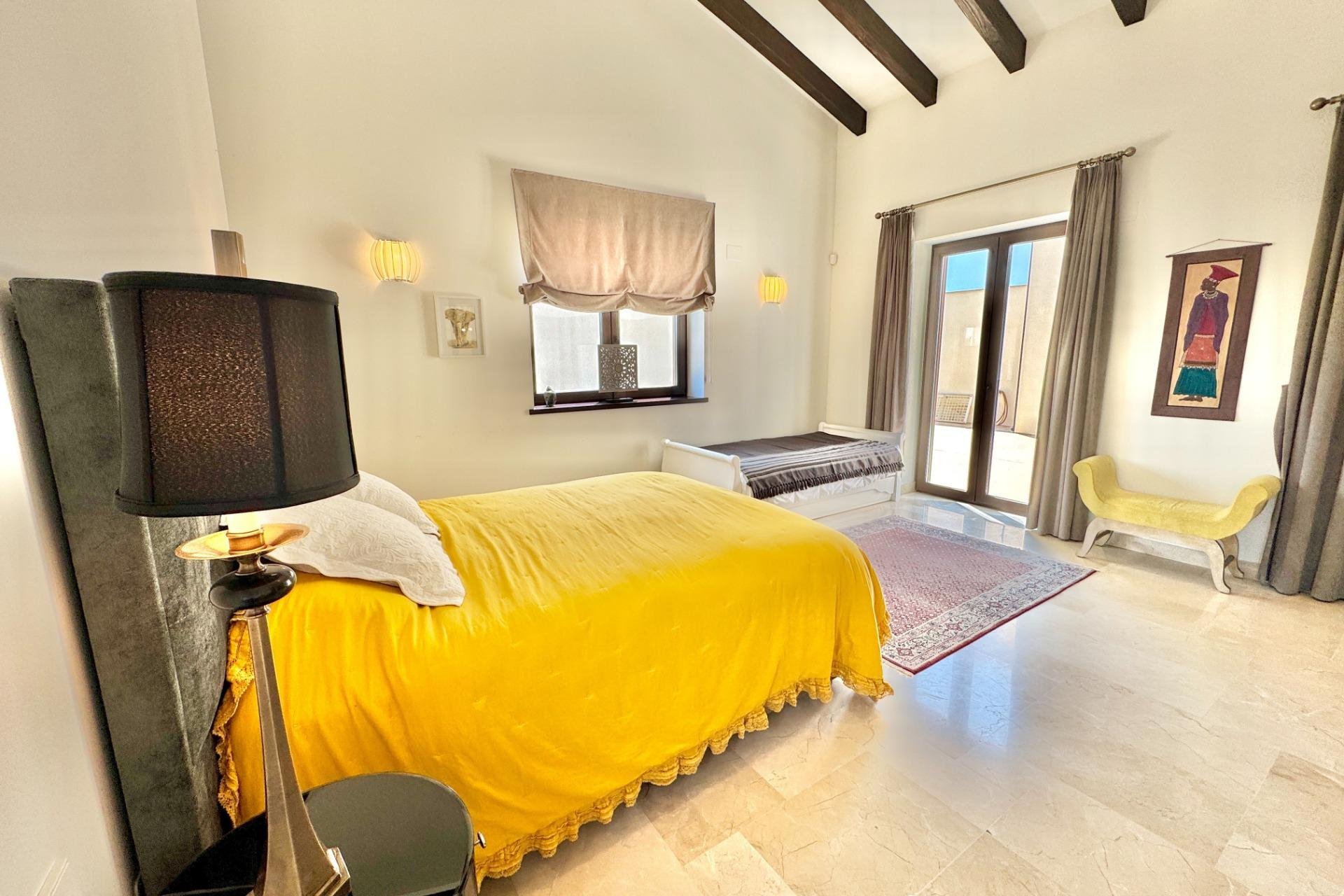 Wiederverkauf - Villa -
Dolores - Comunidad Valenciana