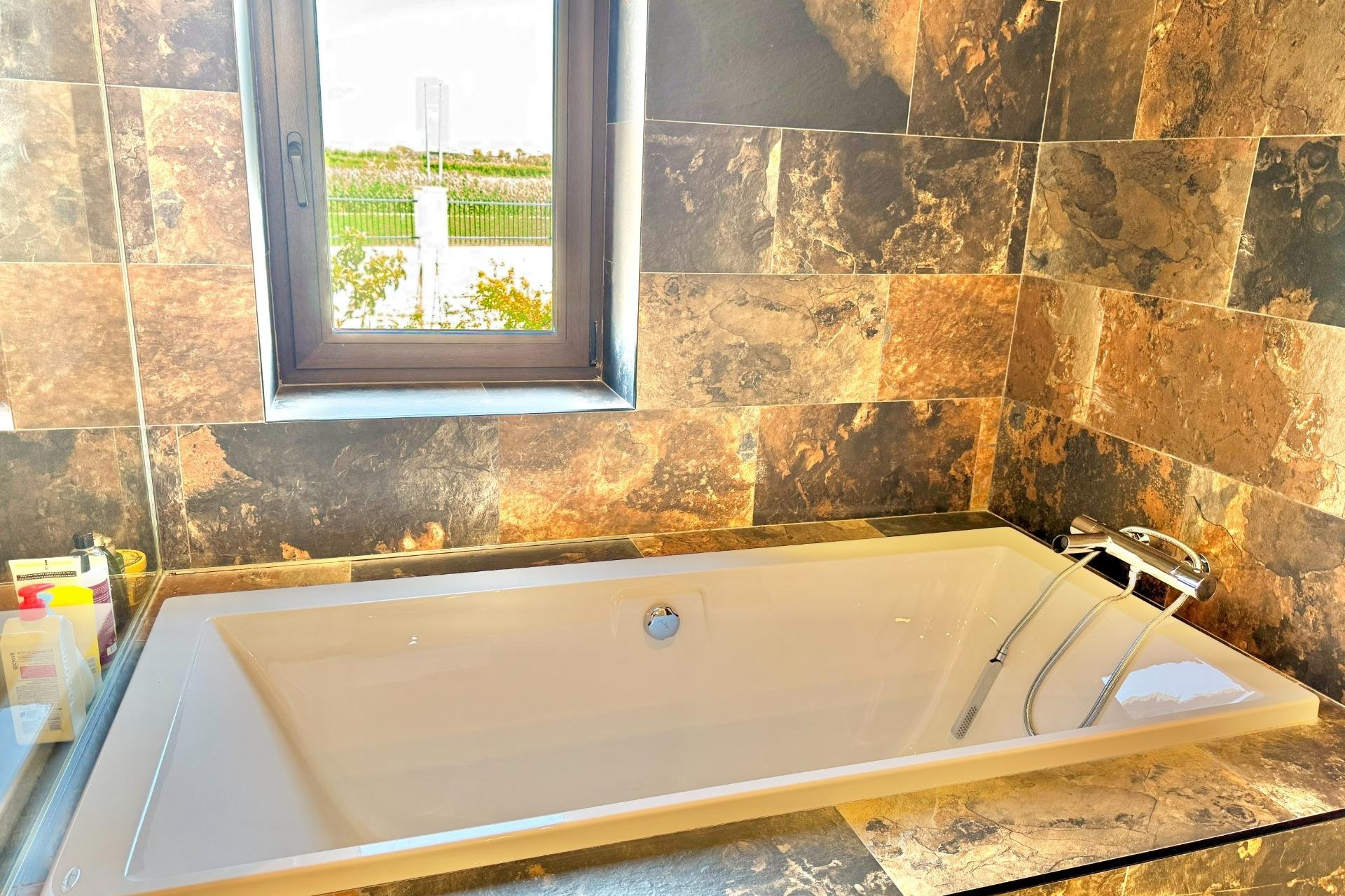 Wiederverkauf - Villa -
Dolores - Comunidad Valenciana