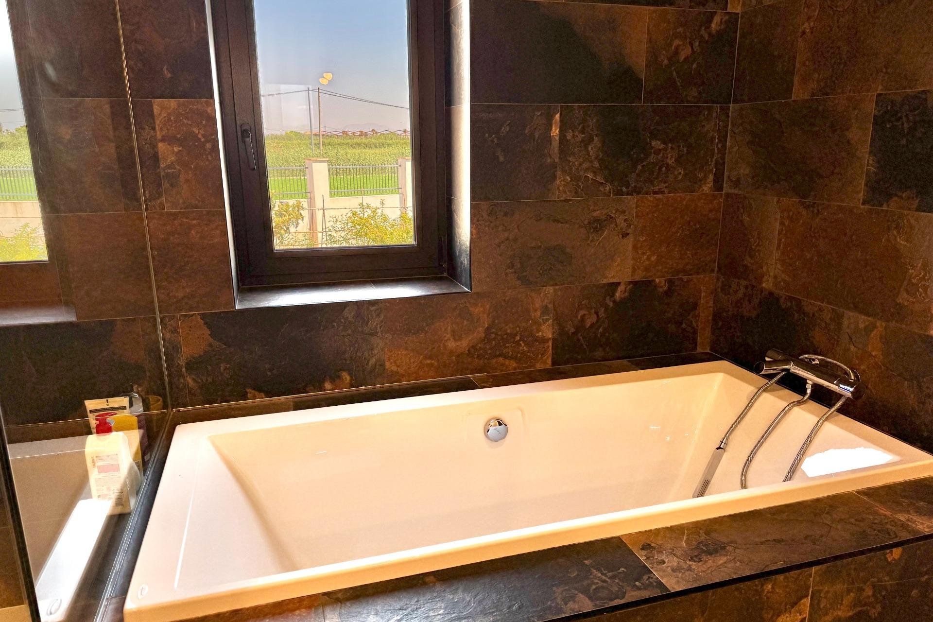 Wiederverkauf - Villa -
Dolores - Comunidad Valenciana