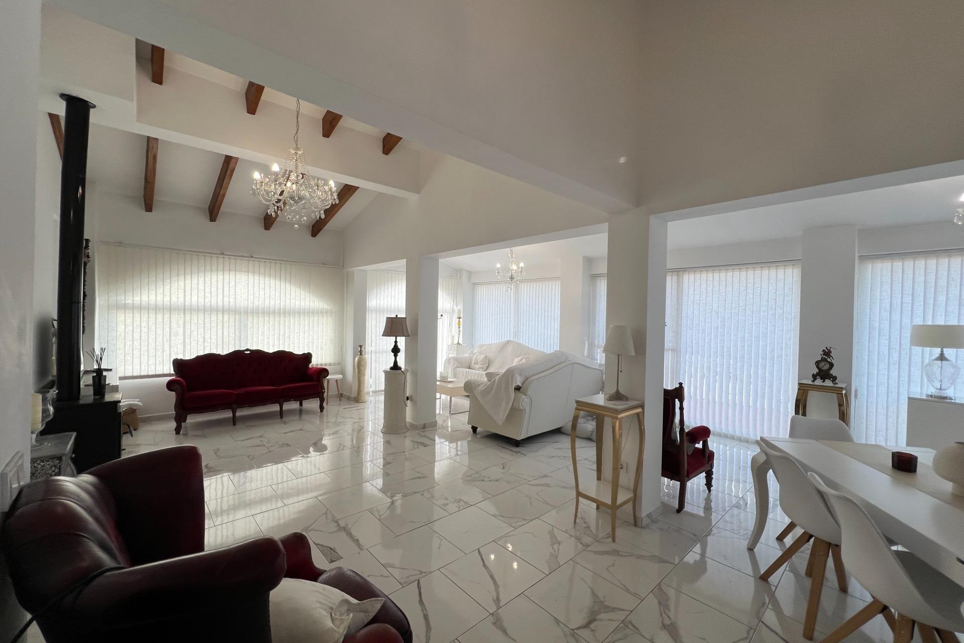 Wiederverkauf - Villa -
Dolores - Comunidad Valenciana