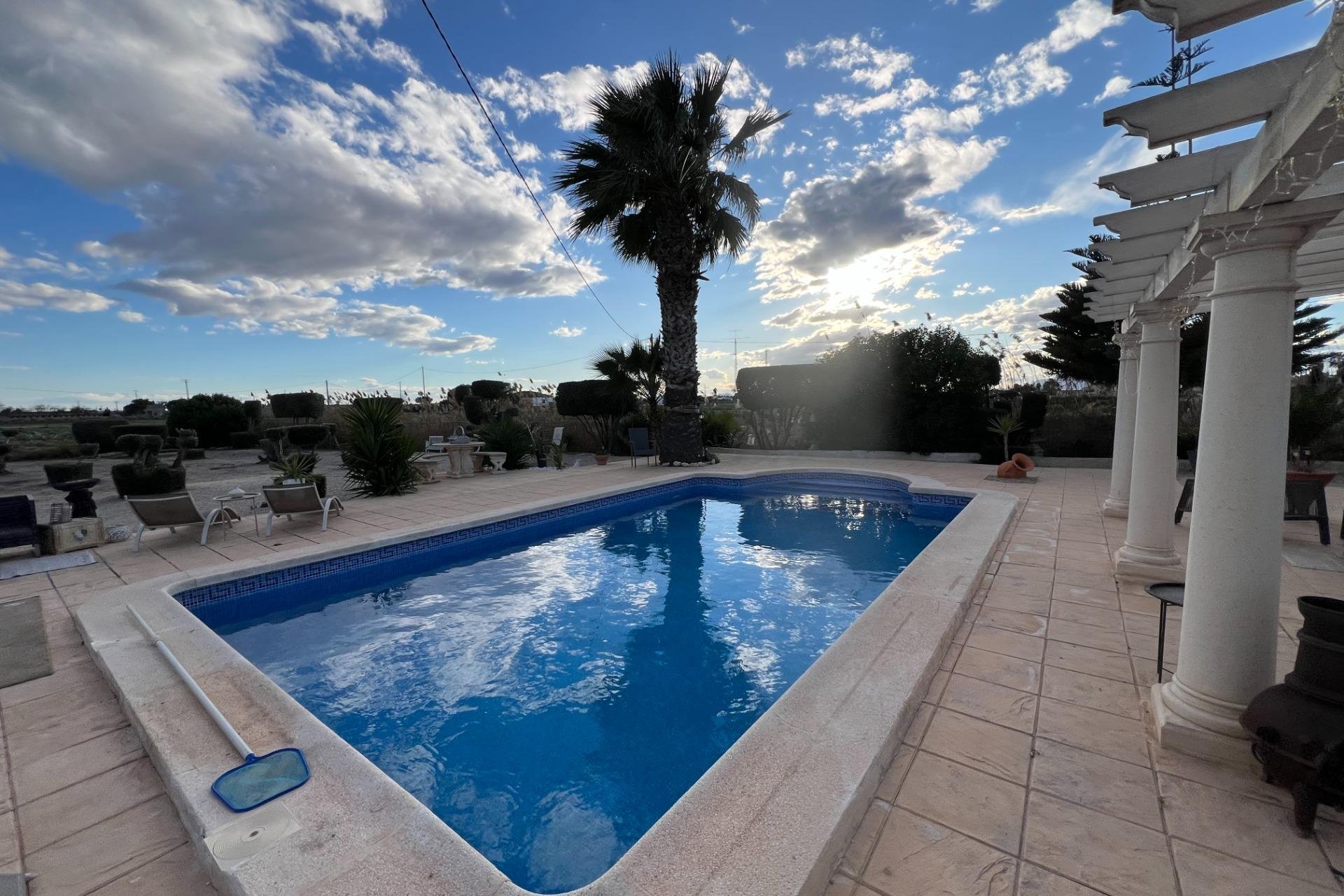 Wiederverkauf - Villa -
Dolores - Comunidad Valenciana