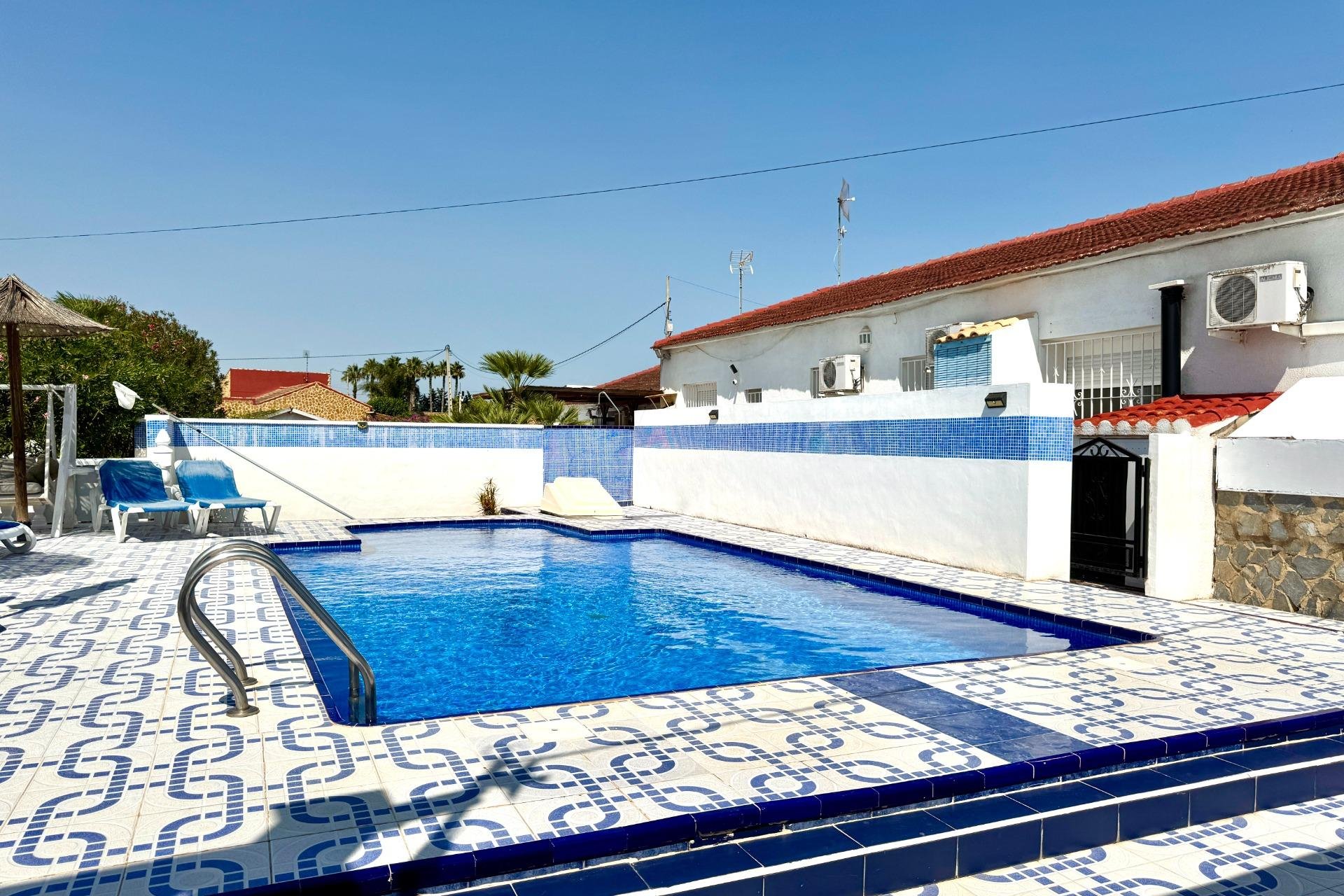 Wiederverkauf - Villa -
Dolores - Comunidad Valenciana