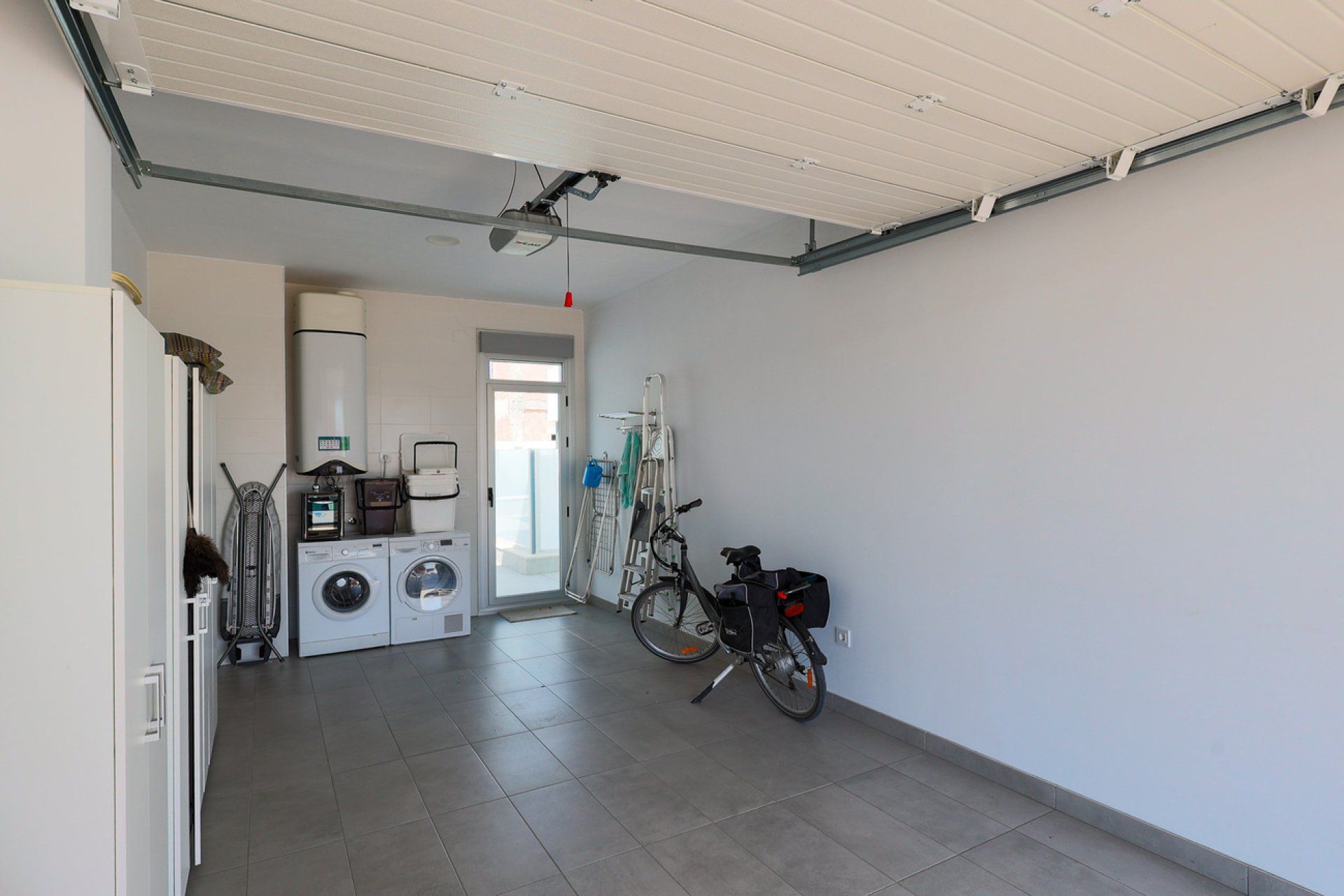 Wiederverkauf - Villa / Doppelhaushälfte -
Dolores - Costa Blanca