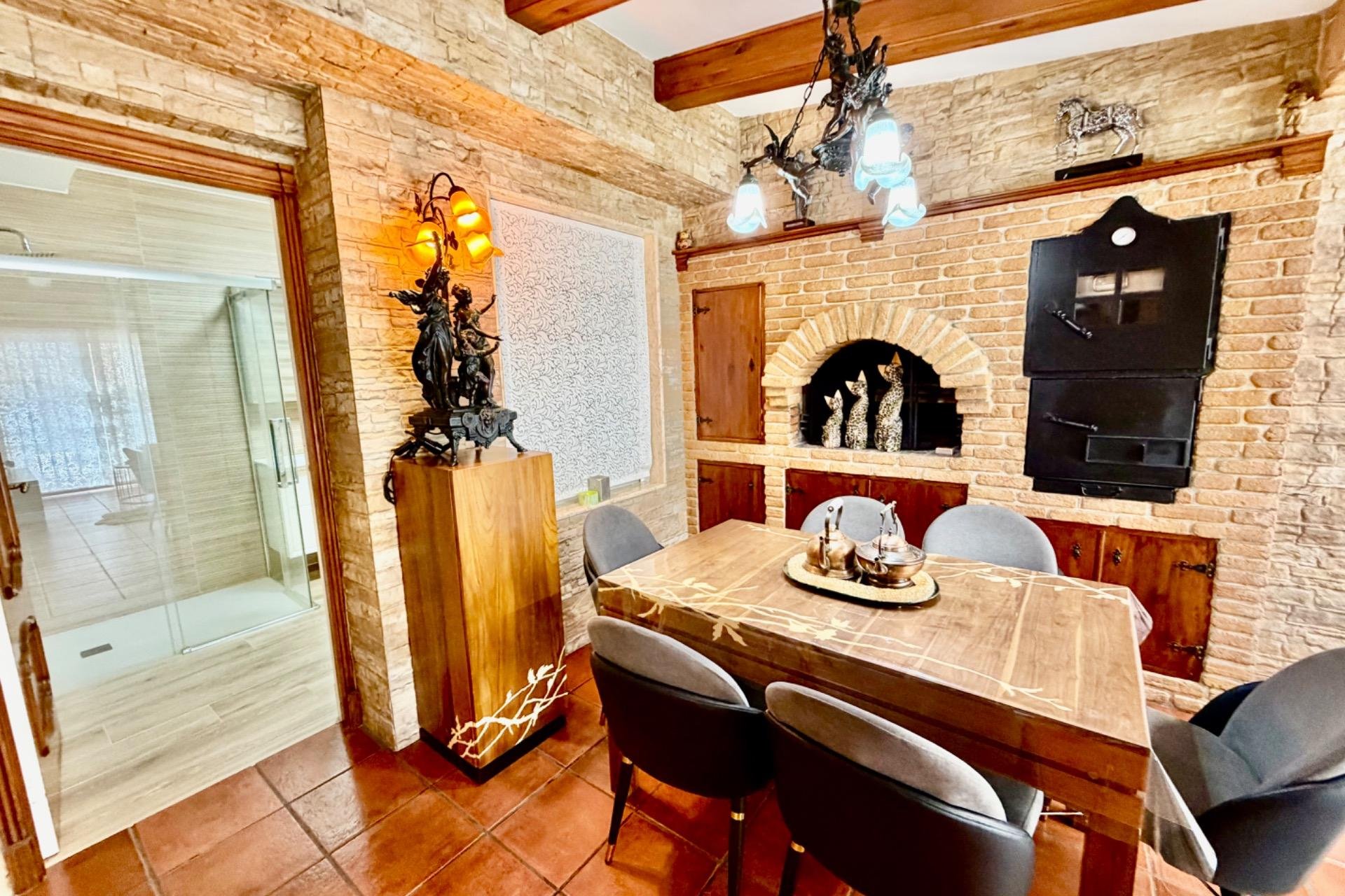 Wiederverkauf - Villa / Doppelhaushälfte -
Orihuela Costa - La Zenia