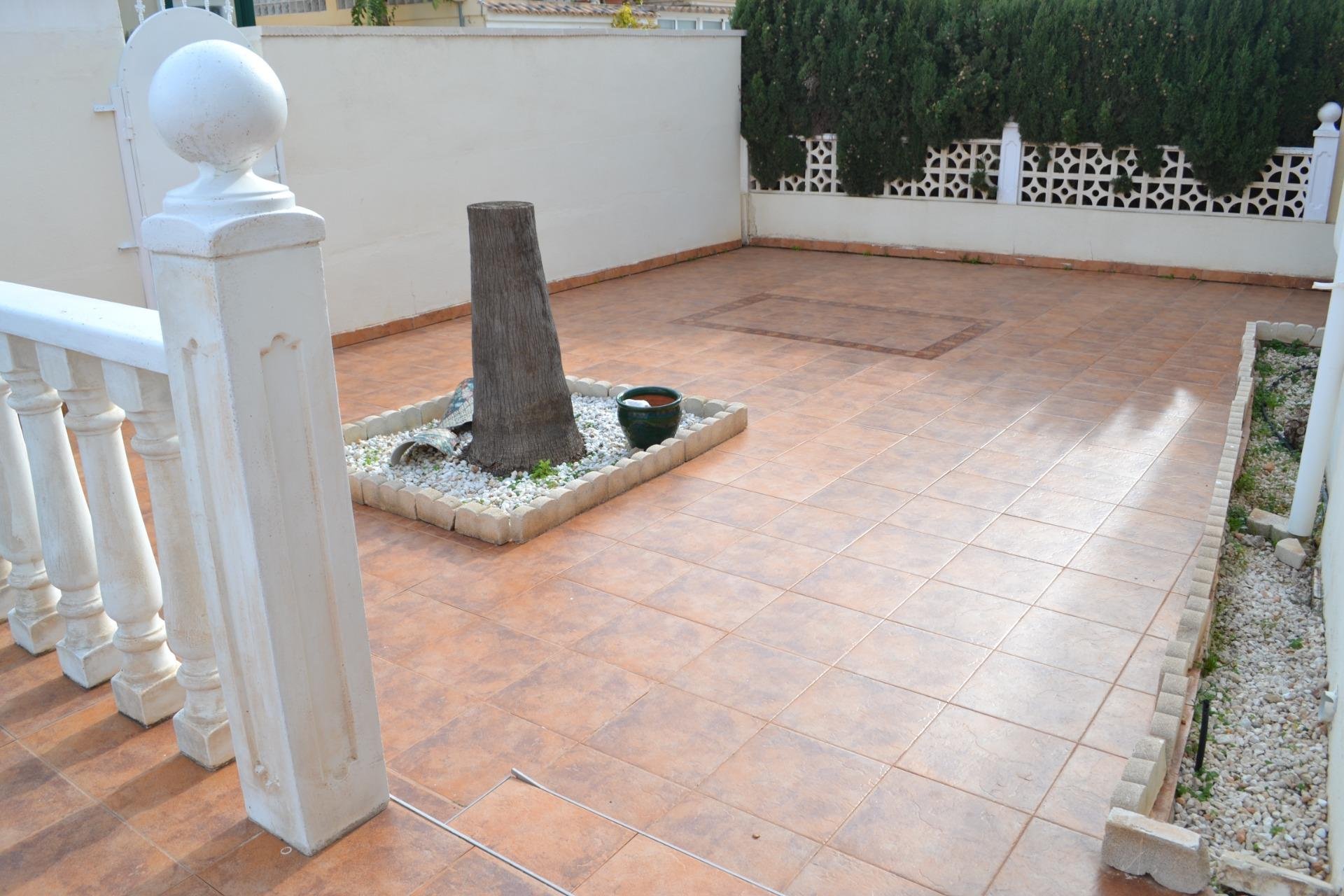 Wiederverkauf - Villa / Doppelhaushälfte -
Orihuela Costa - La Zenia