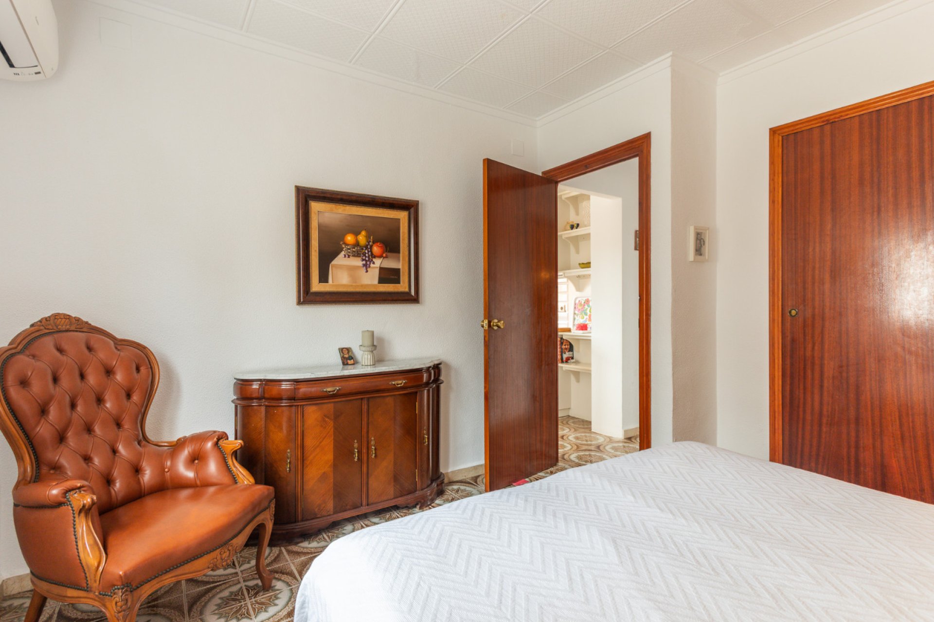 Wiederverkauf - Villa / Doppelhaushälfte -
Punta Prima - Costa Blanca