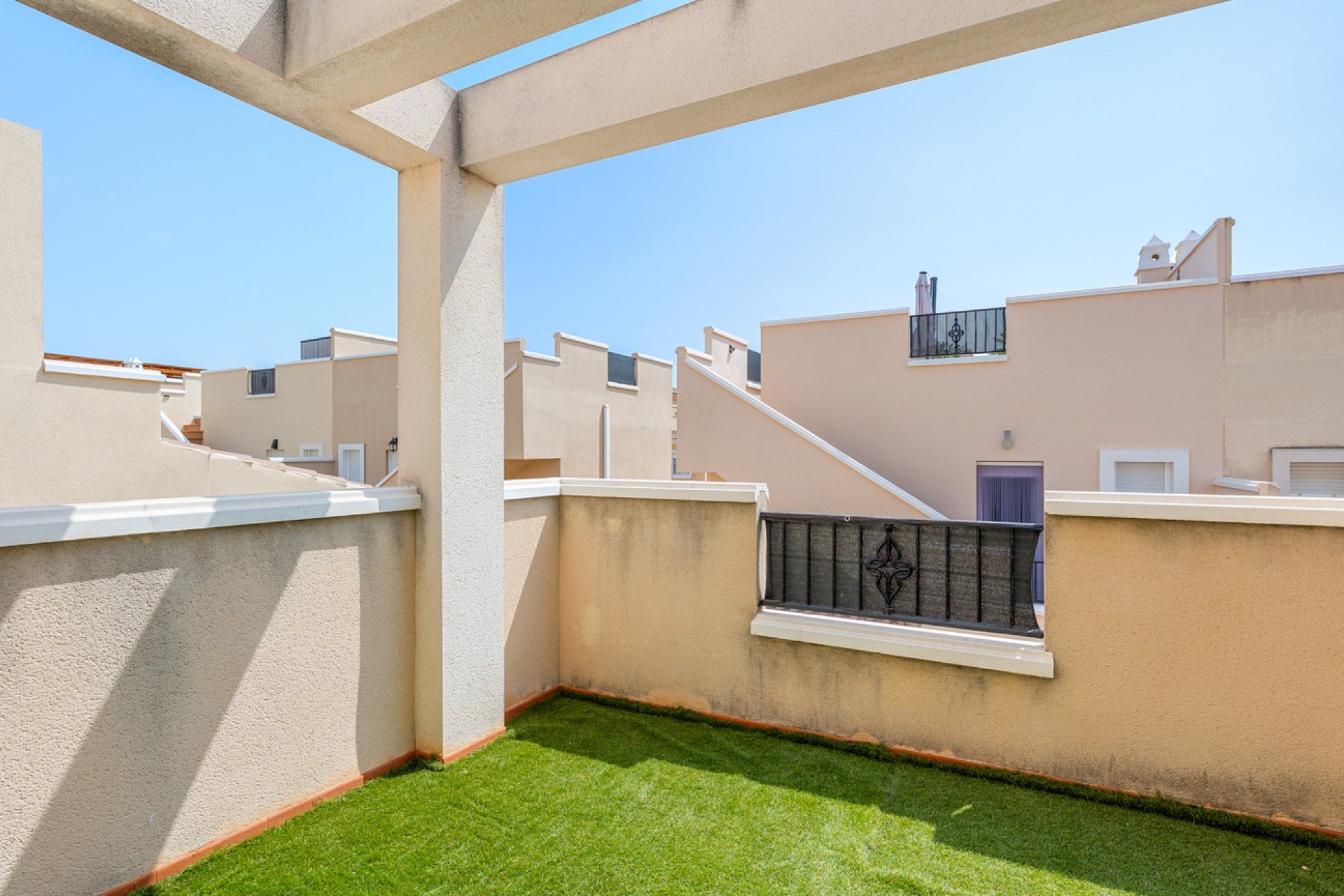 Wiederverkauf - Villa / Doppelhaushälfte -
San Miguel de Salinas - Costa Blanca