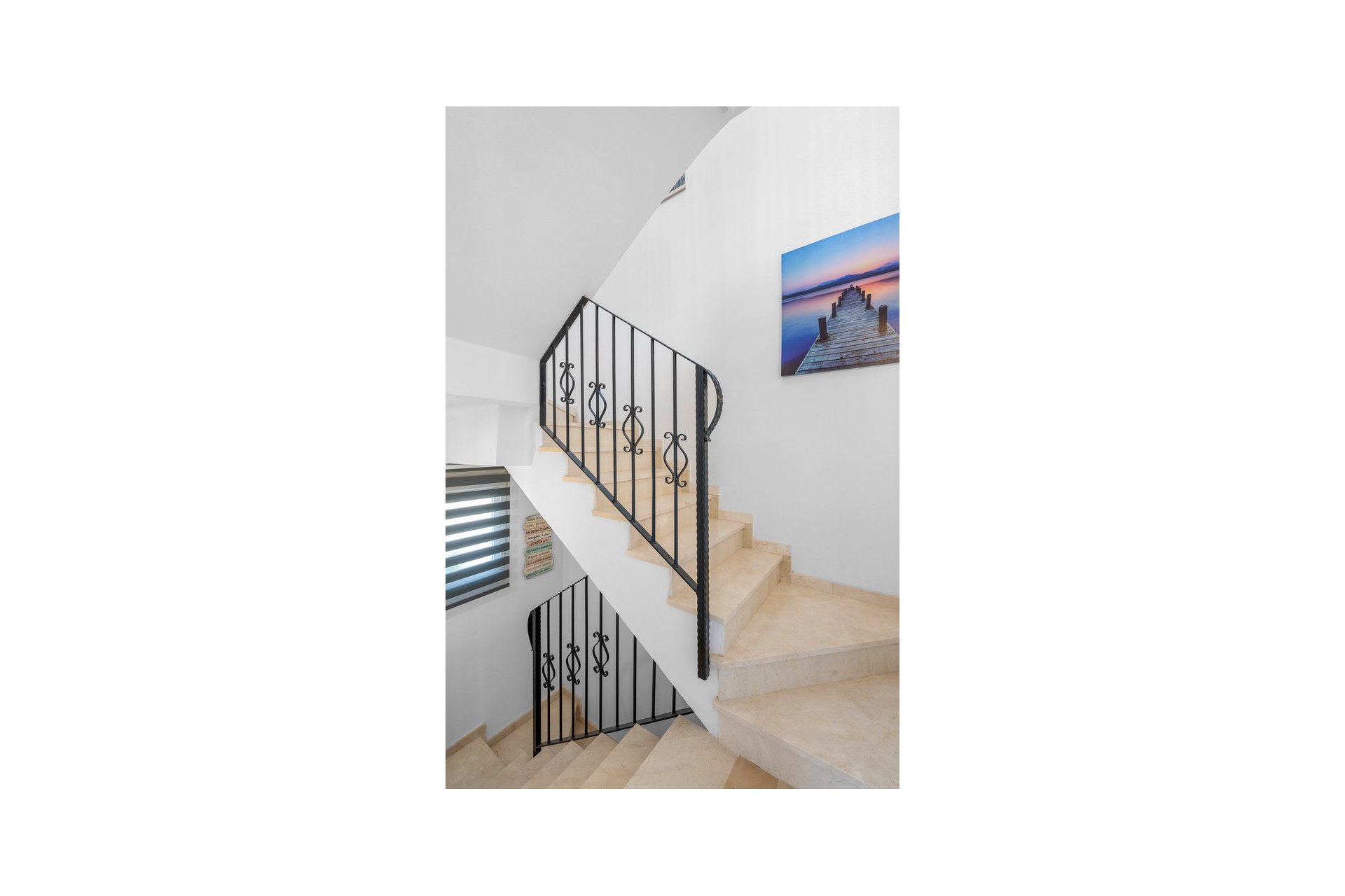 Wiederverkauf - Villa / Doppelhaushälfte -
San Miguel de Salinas - Costa Blanca